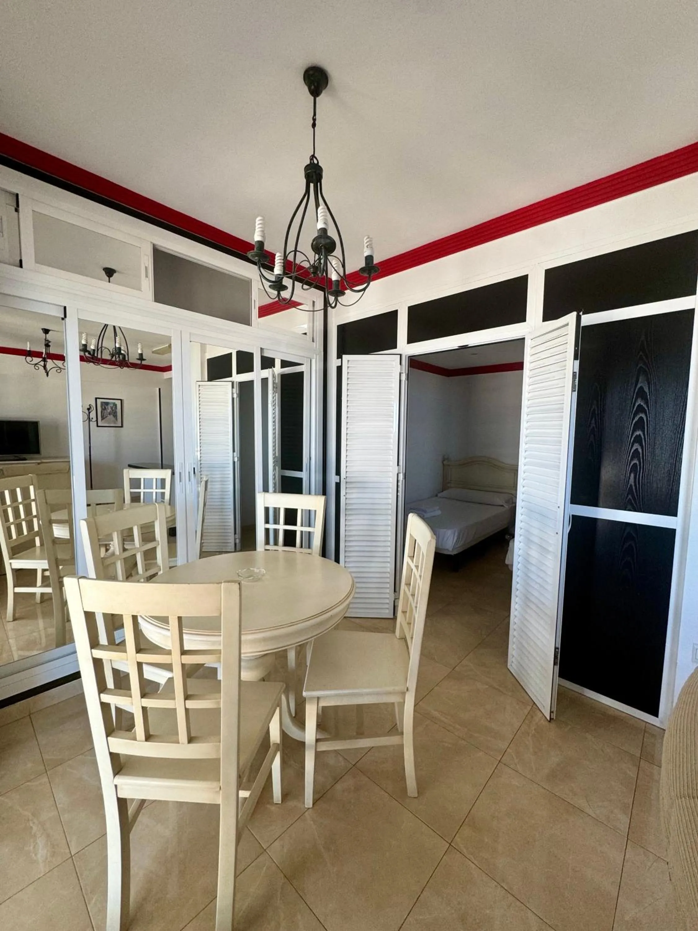 Apartamentos Mediterraneo