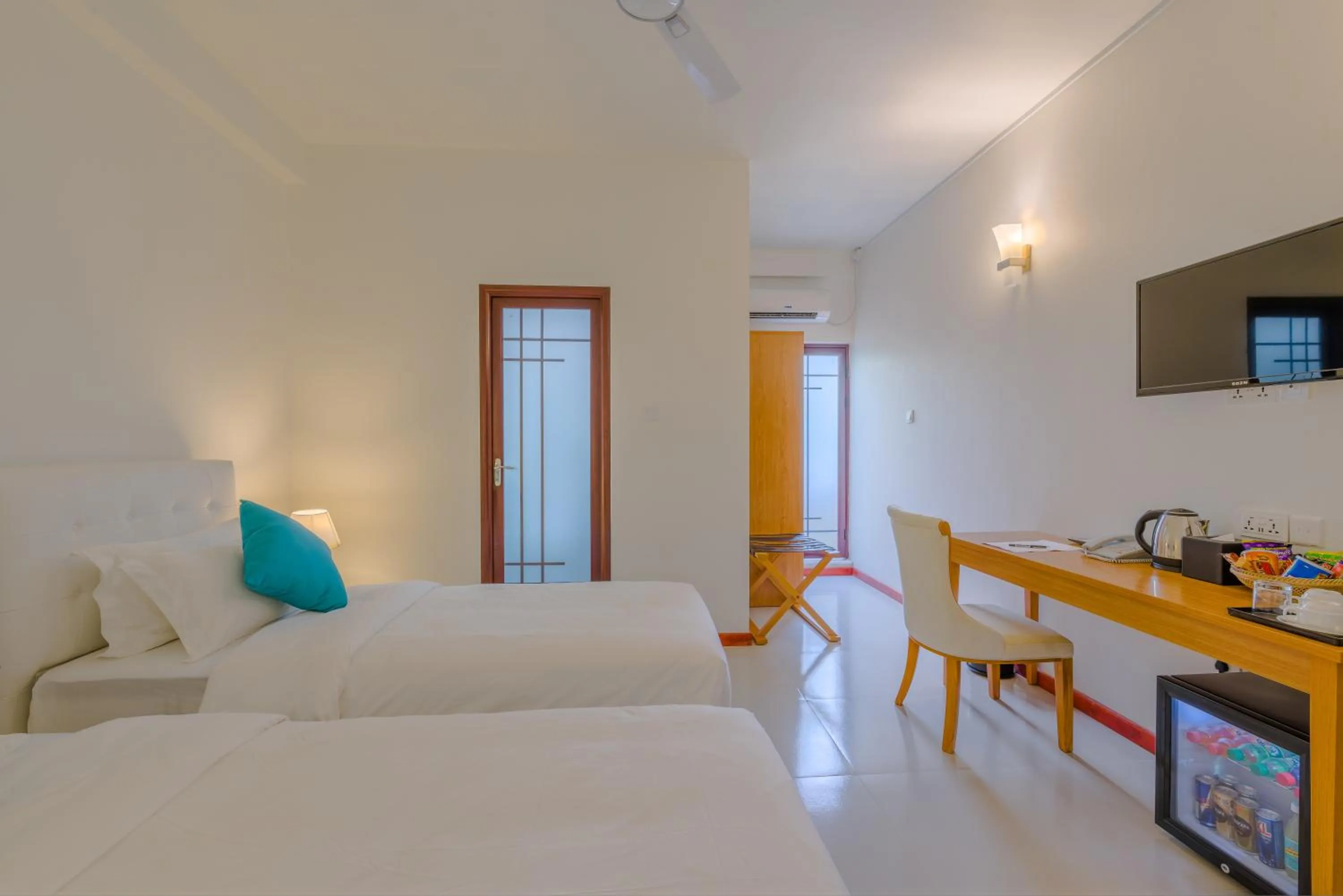 Bed in White Sand Dhigurah