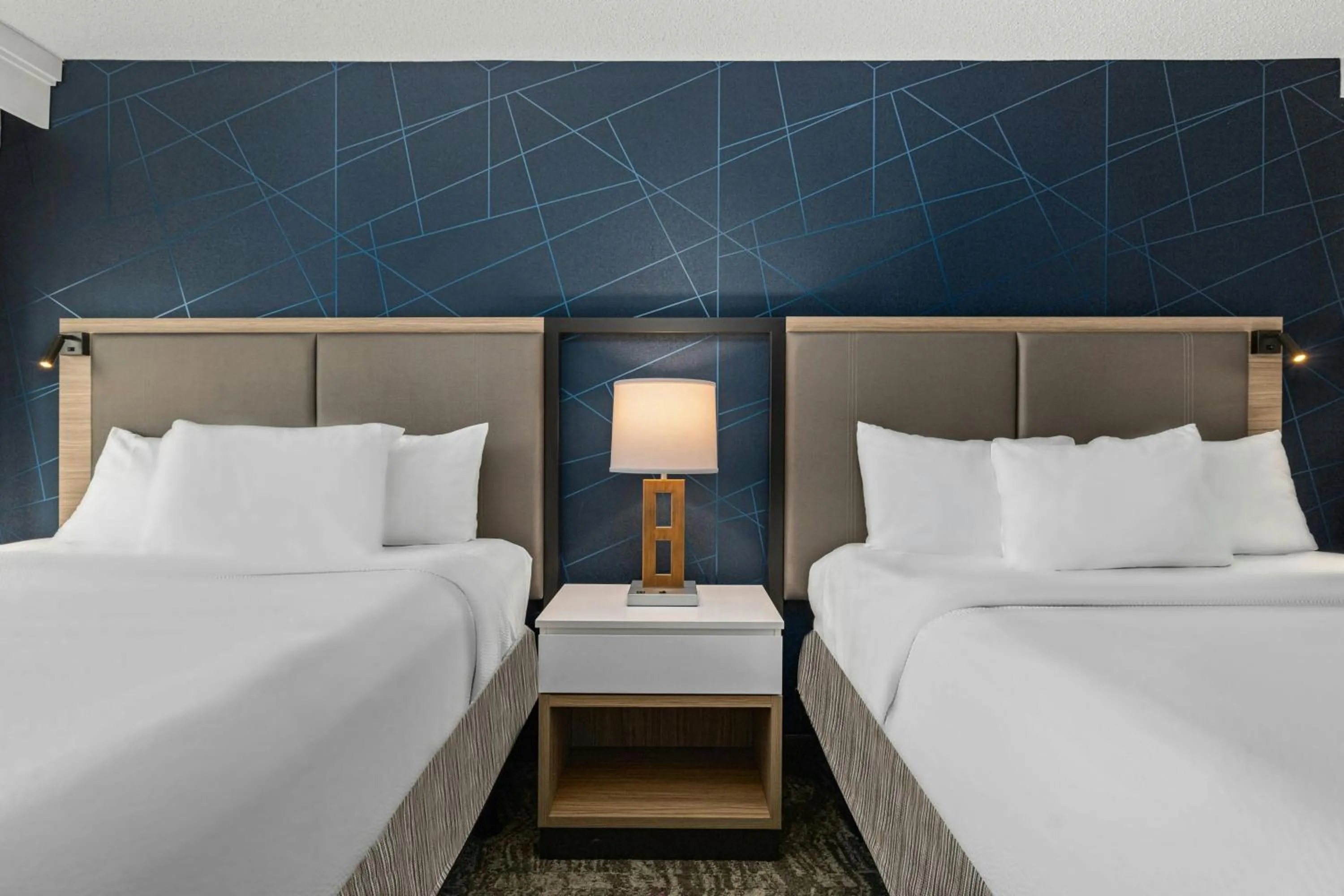 Photo of the whole room, Bed in SpringHill Suites Minneapolis West St. Louis Park