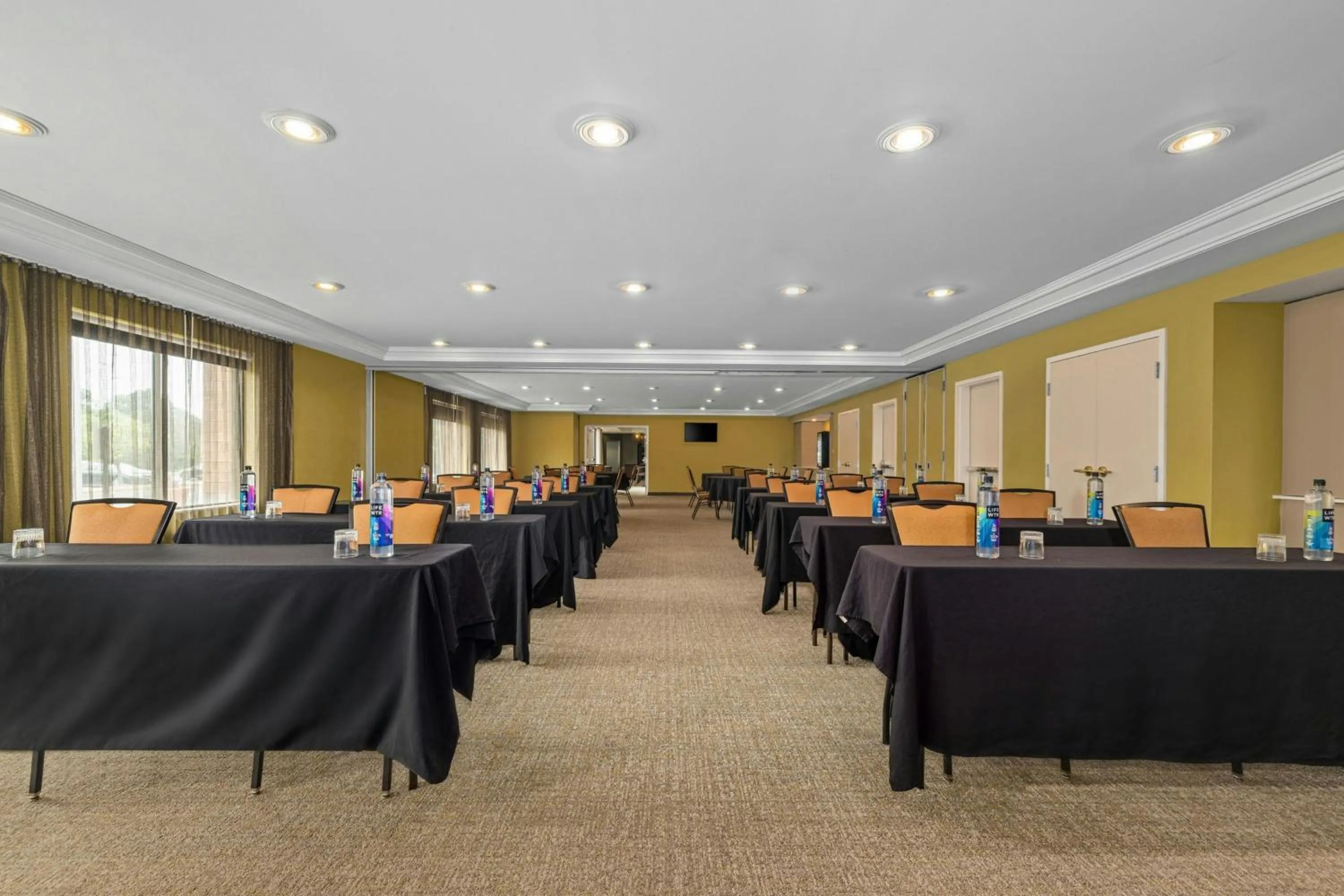 Meeting/conference room in SpringHill Suites Minneapolis West St. Louis Park