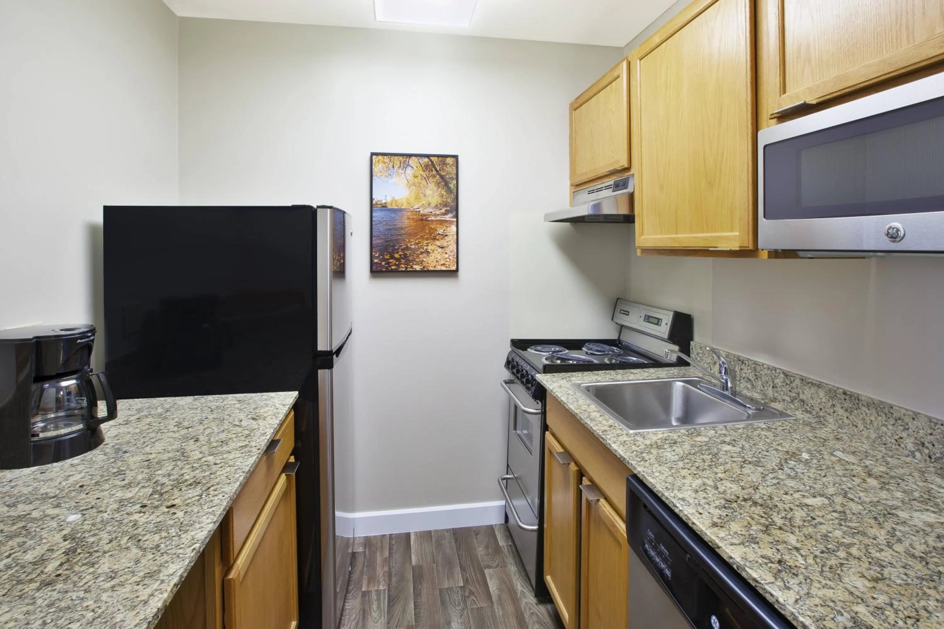 Kitchen or kitchenette in TownePlace Suites Minneapolis-St. Paul Airport/Eagan