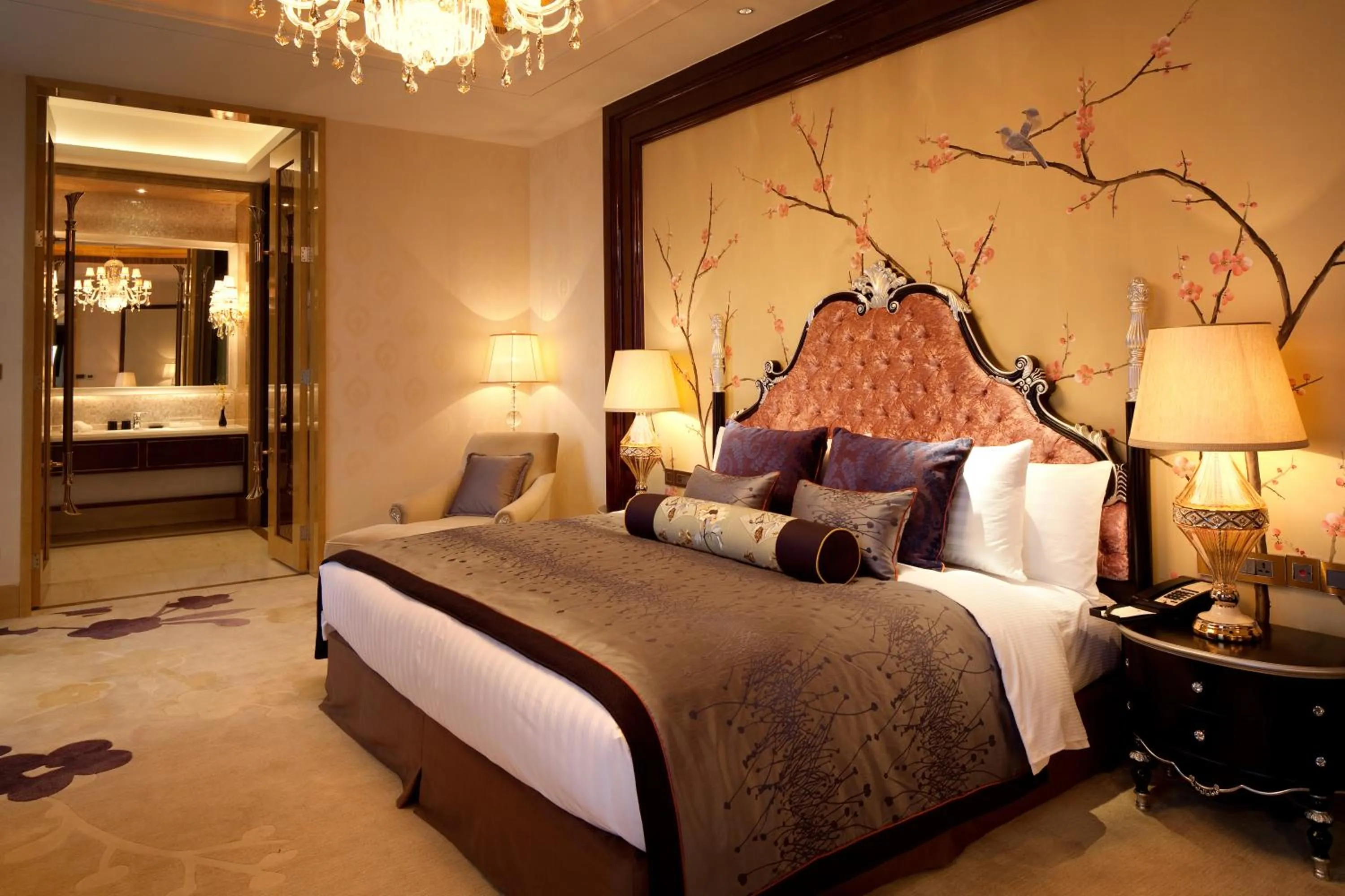 Bedroom, Bed in Wanda Realm Taizhou