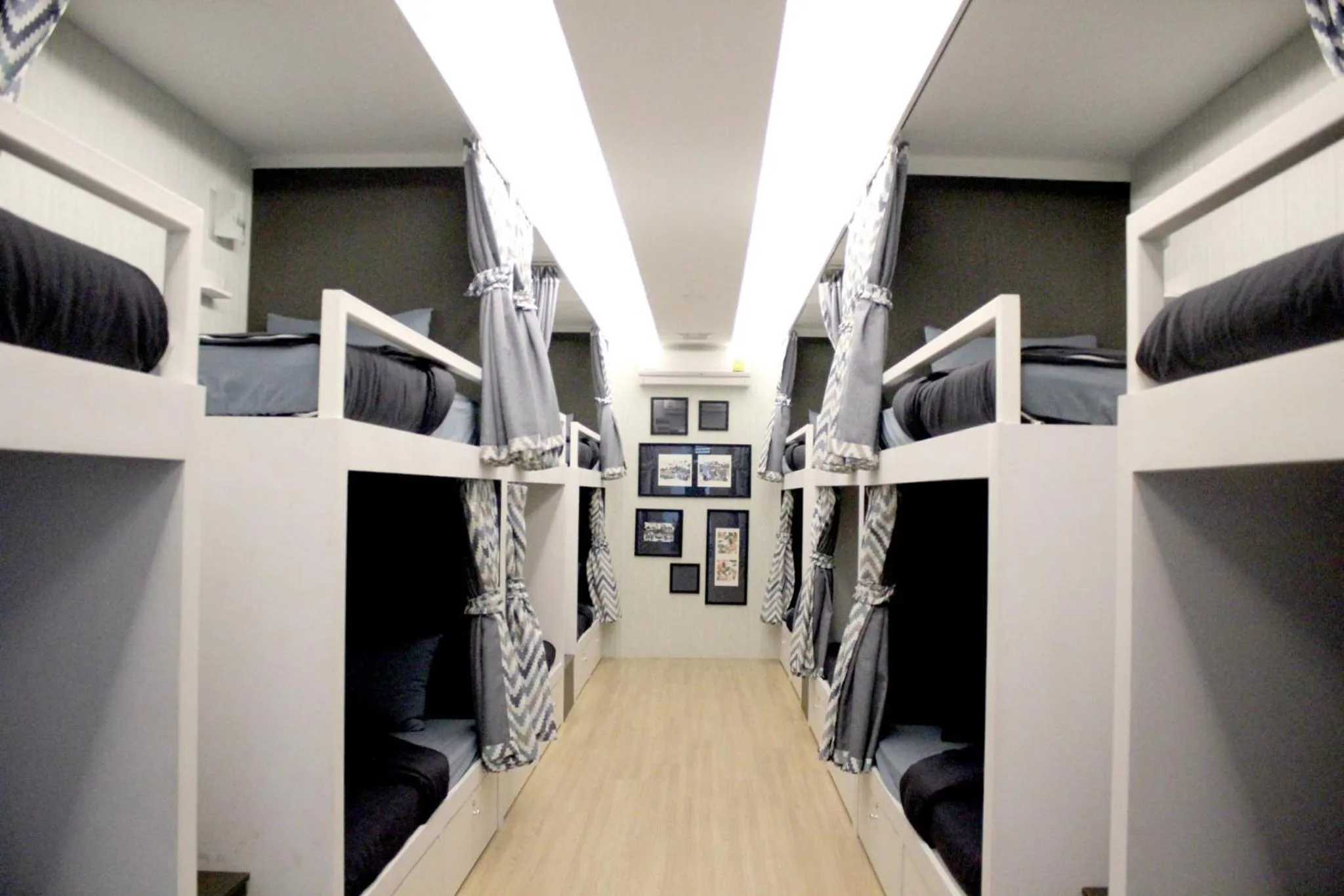 Photo of the whole room, Bed in Chiangmai Midpoint Activity Hostel