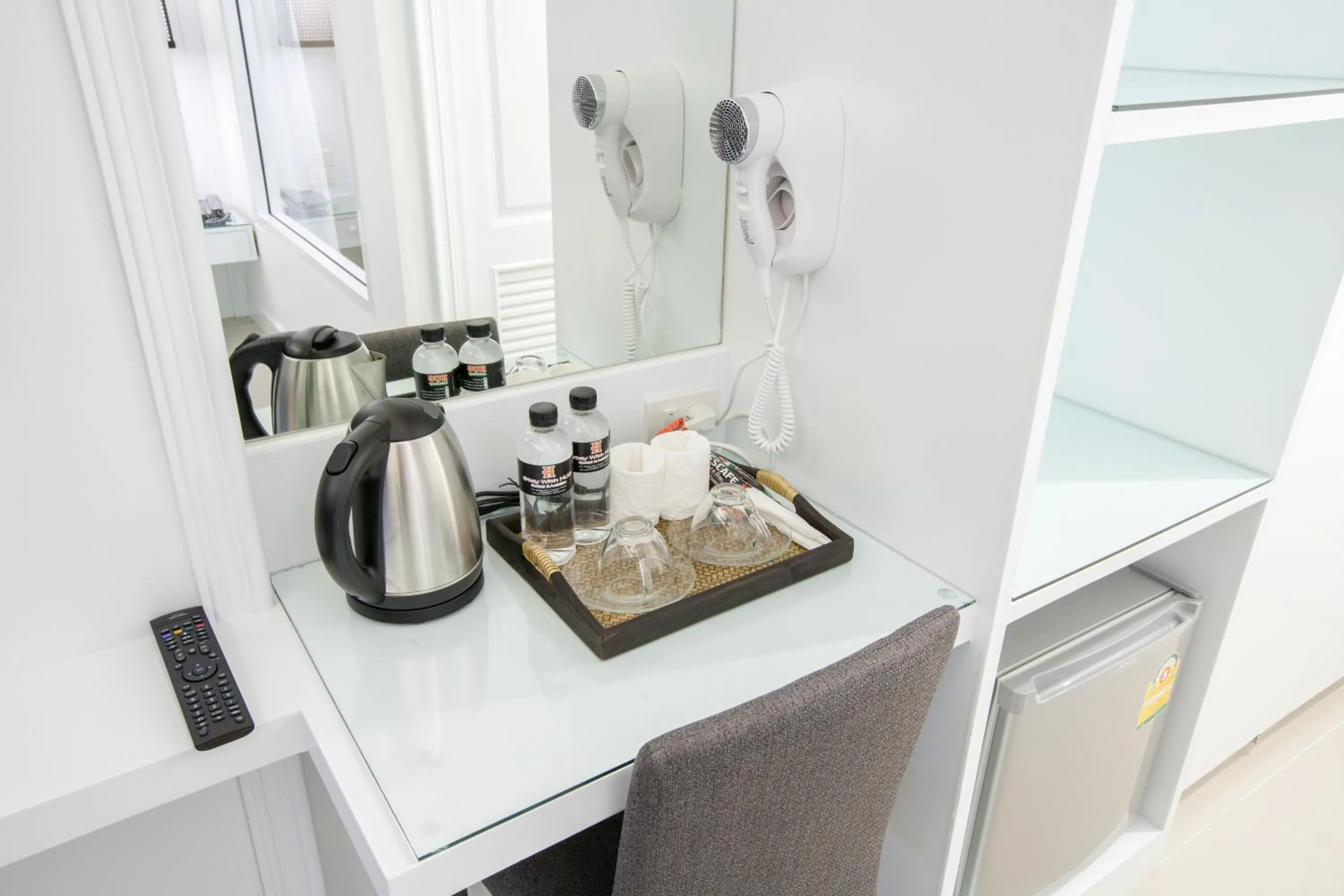 Coffee/tea facilities in Chiangmai Midpoint Activity Hostel