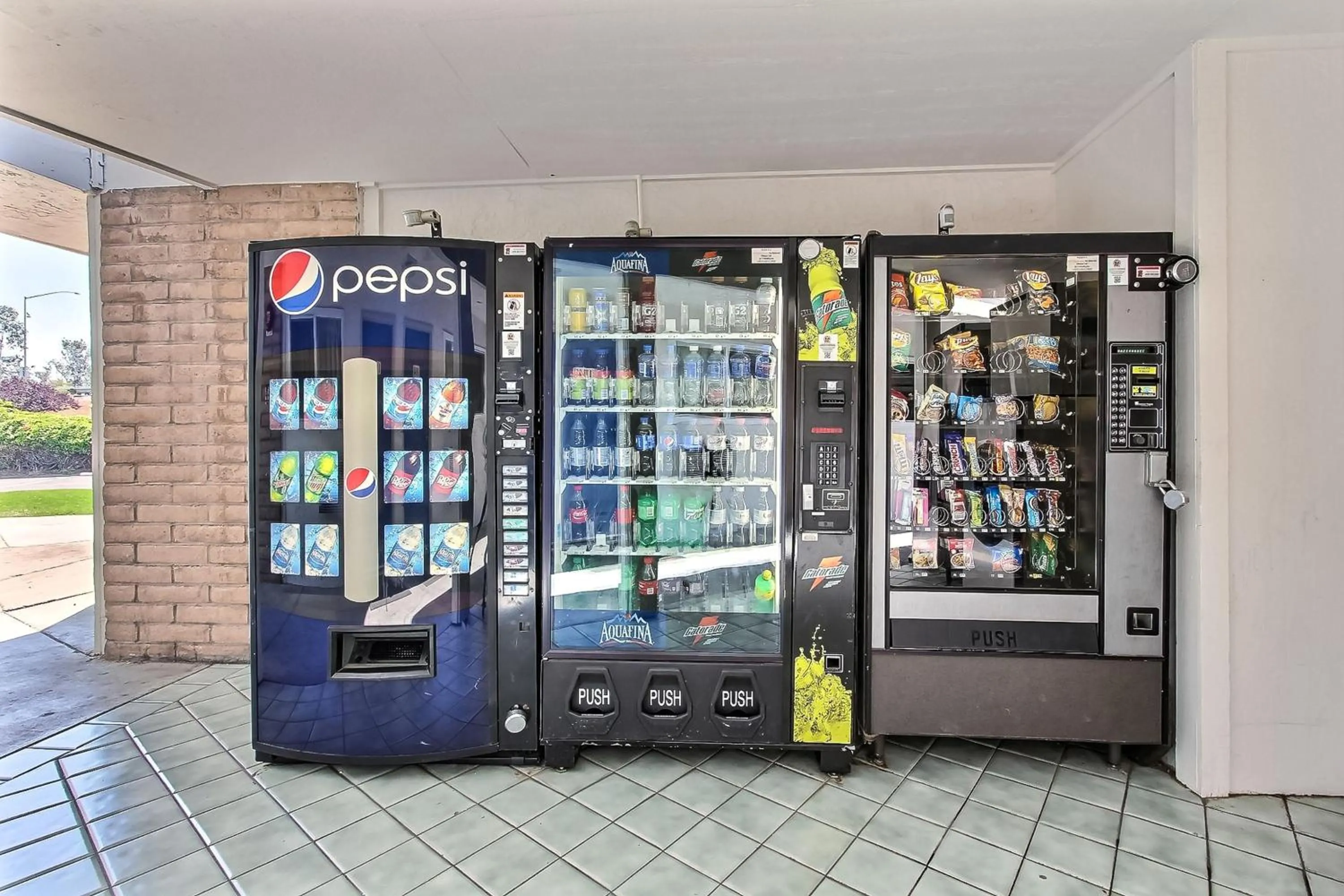 Food in Motel 6-San Jose, CA - Airport