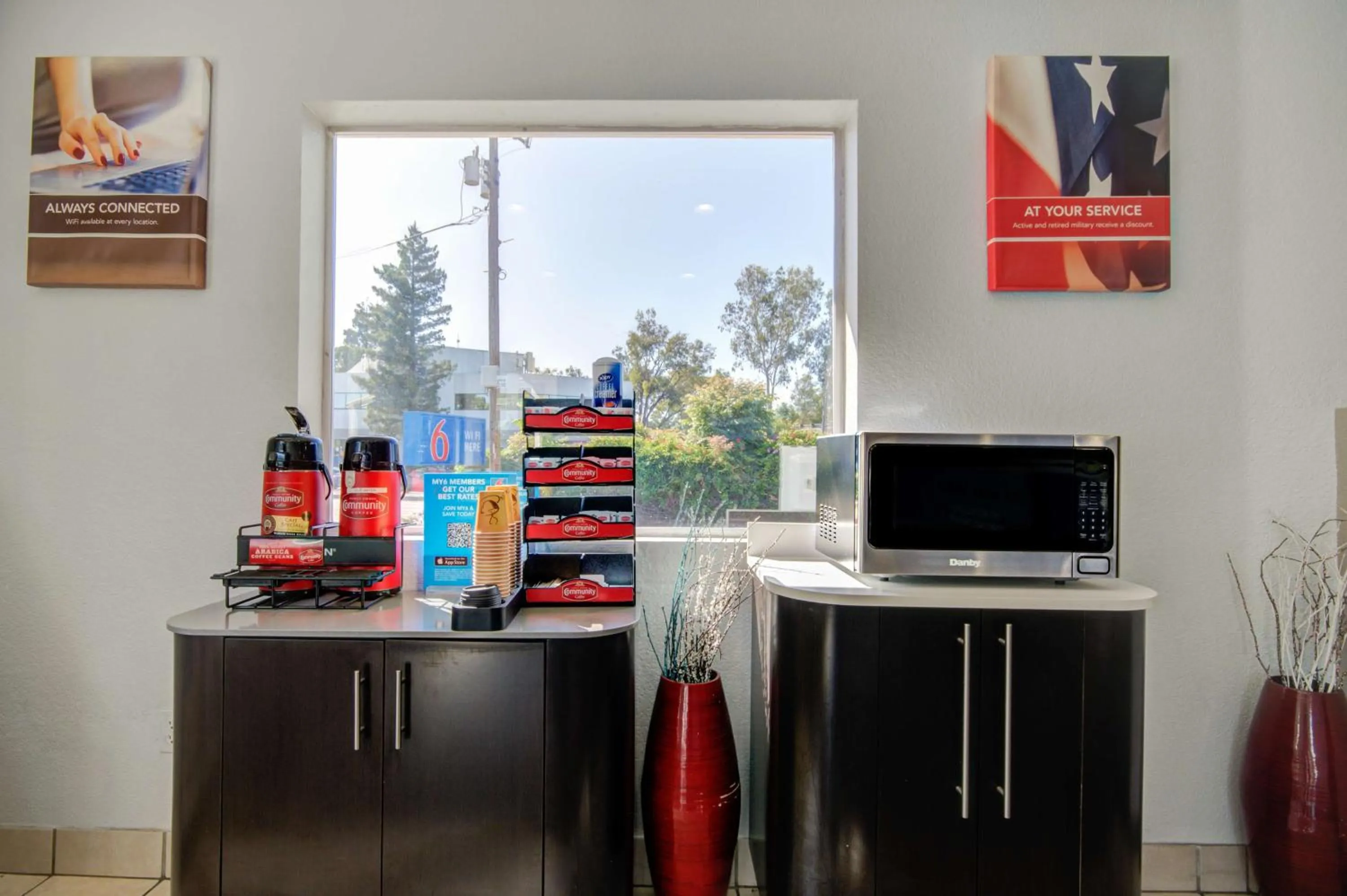 Restaurant/places to eat in Motel 6-San Jose, CA - Airport