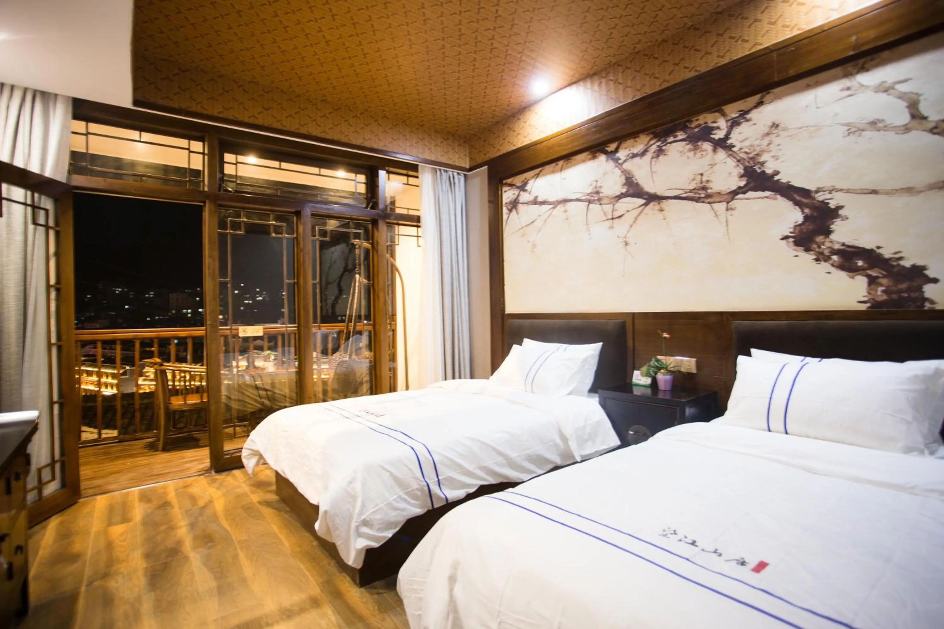Bed in Wang Jiang Reclusive Boutique Inn