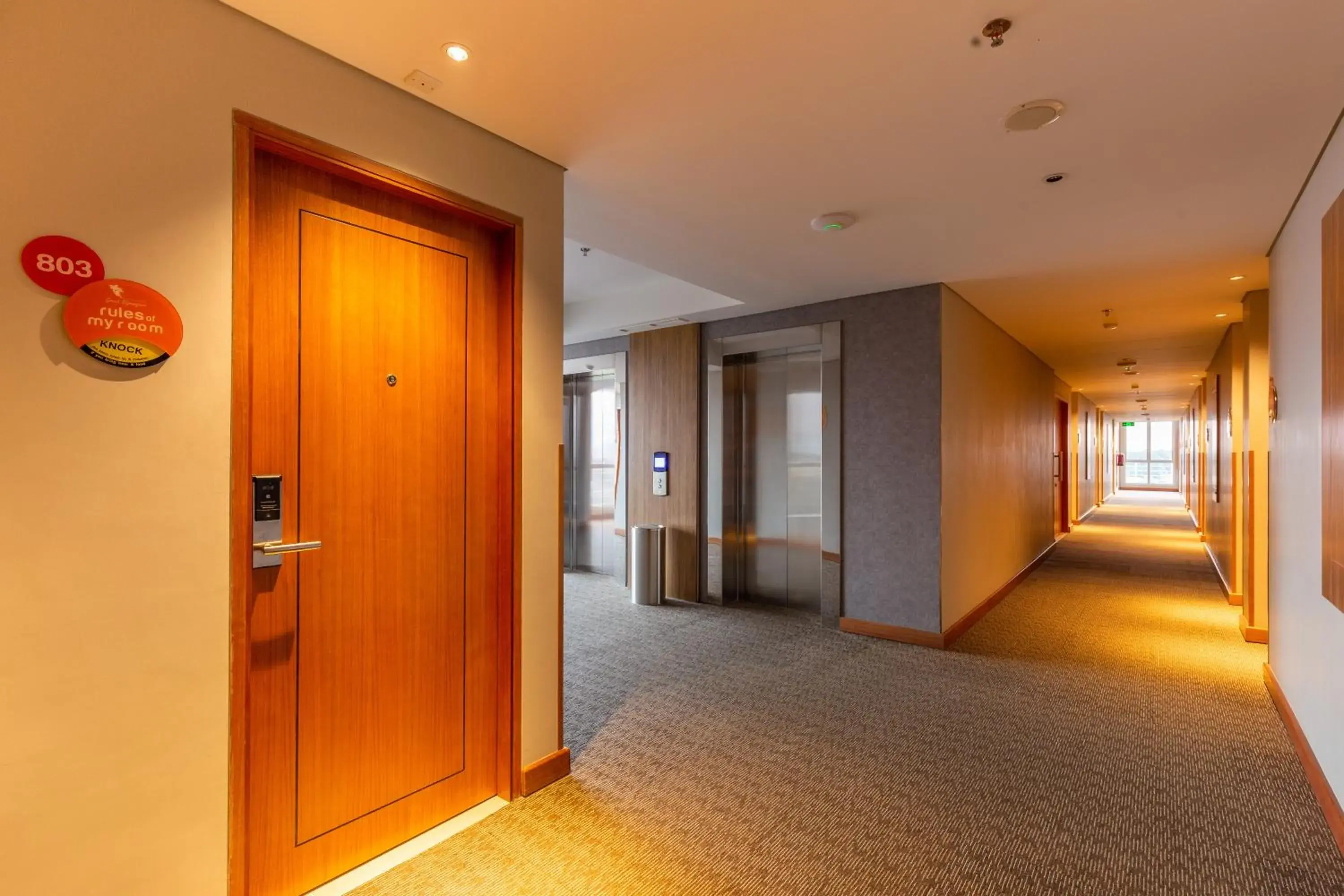 Street view in Great Diponegoro Hotel Surabaya Street view in Great Diponegoro Hotel Surabaya