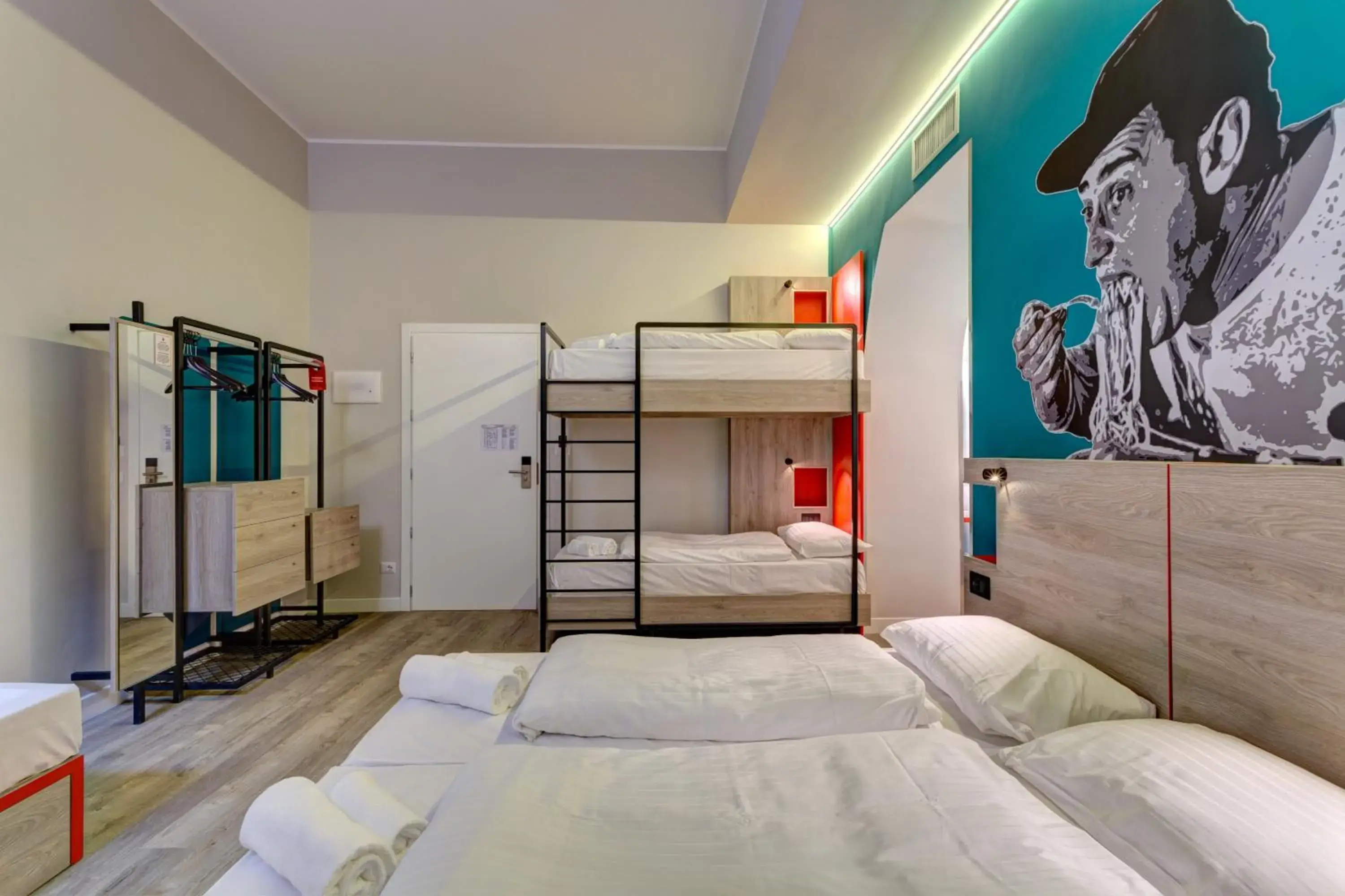 Bed in 5-Bed Female Dormitory Room in MEININGER Roma Termini Bed in 5-Bed Female Dormitory Room in MEININGER Roma Termini
