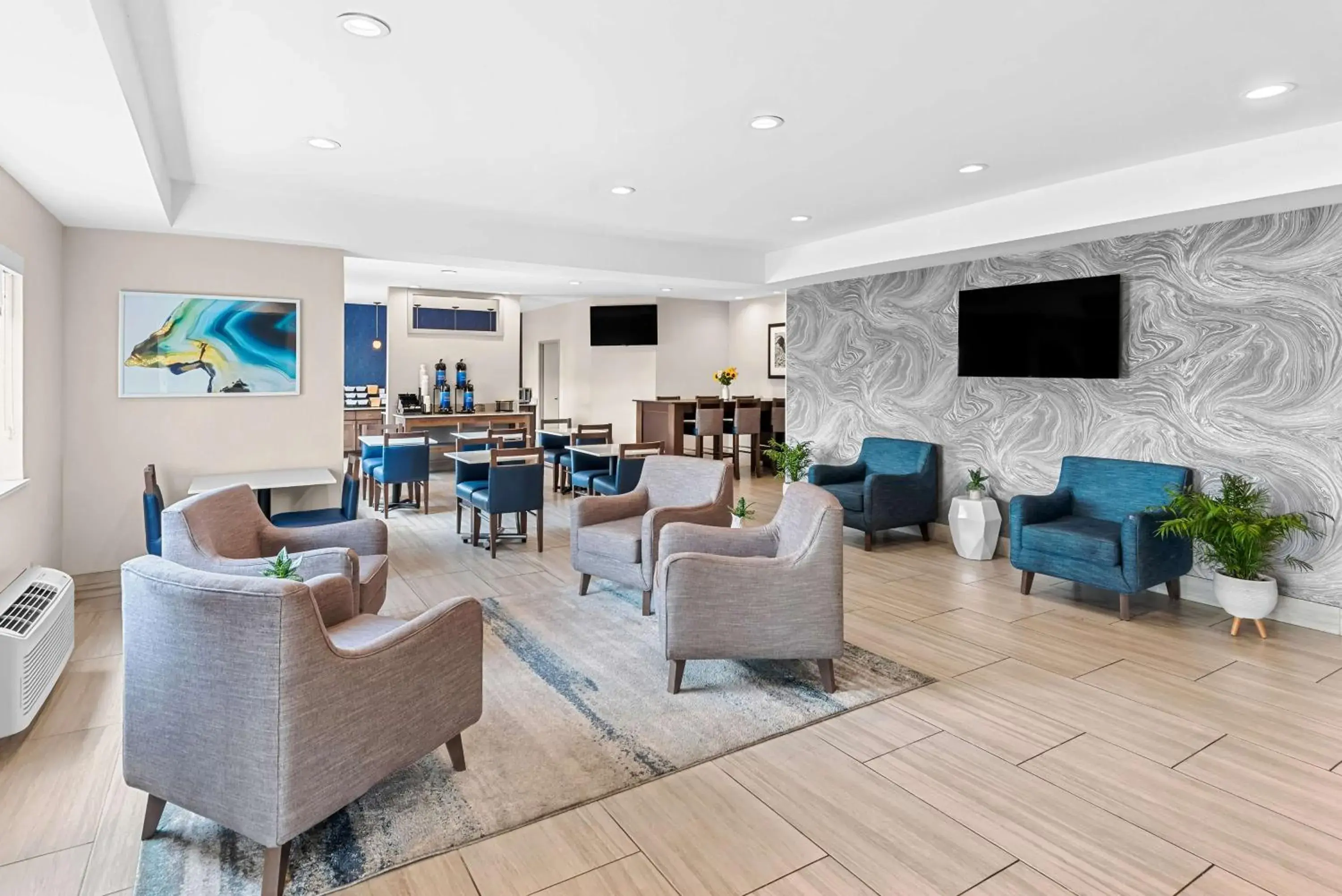 Lobby or reception in Best Western Ottumwa Inn & Suites Lobby or reception in Best Western Ottumwa Inn & Suites