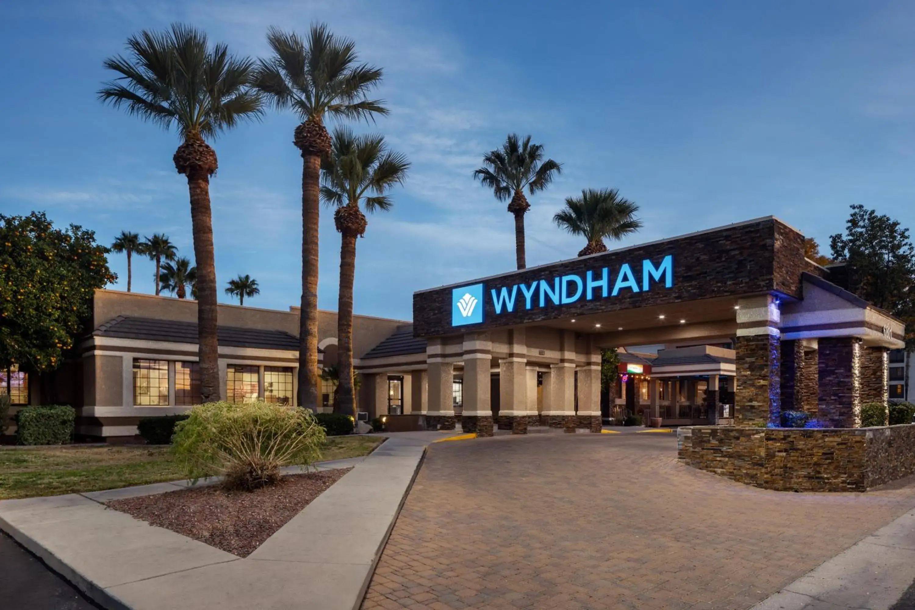 Wyndham Tucson Airport Hotel & Conference Center Wyndham Tucson Airport Hotel & Conference Center
