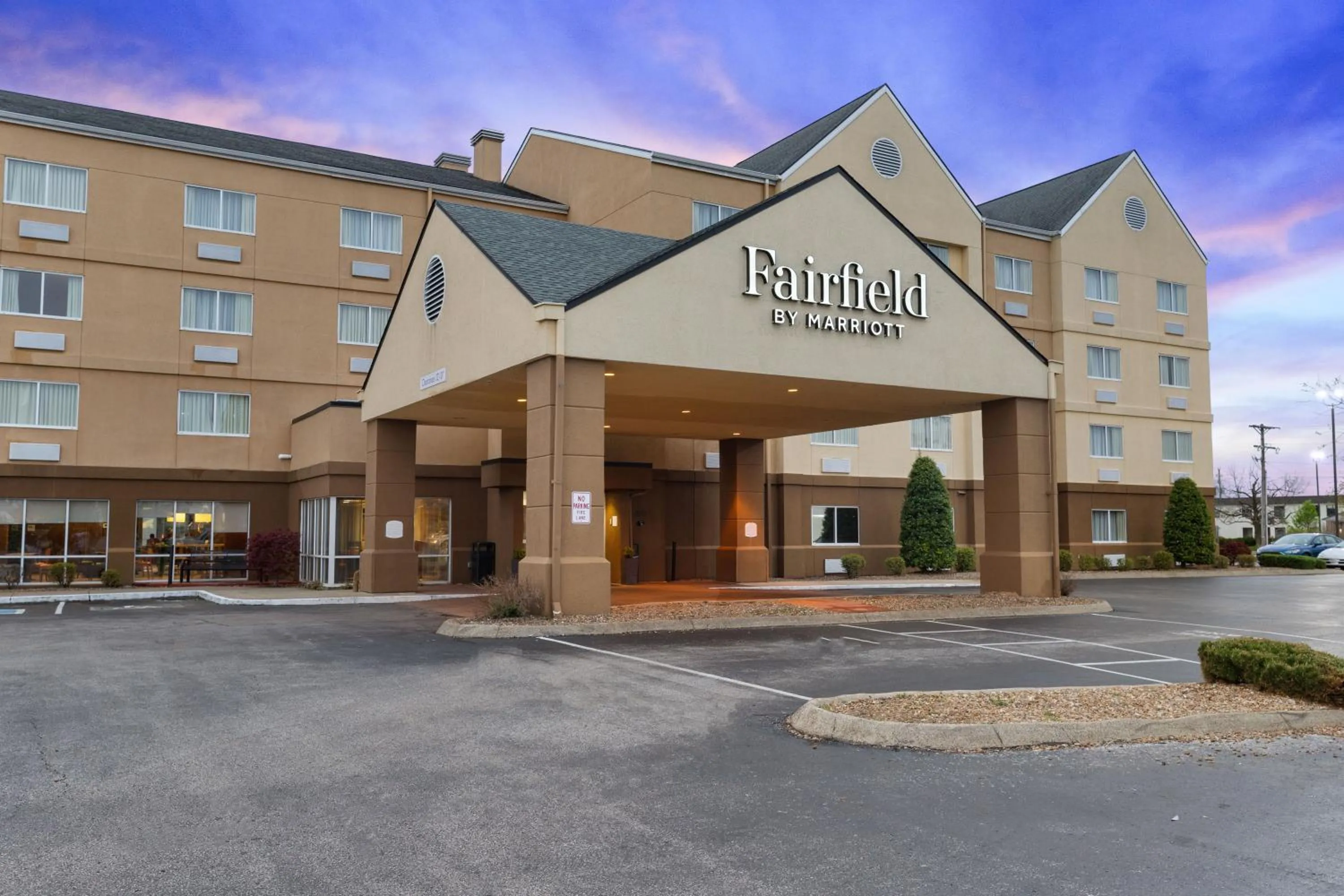 Property building in Fairfield Inn Owensboro