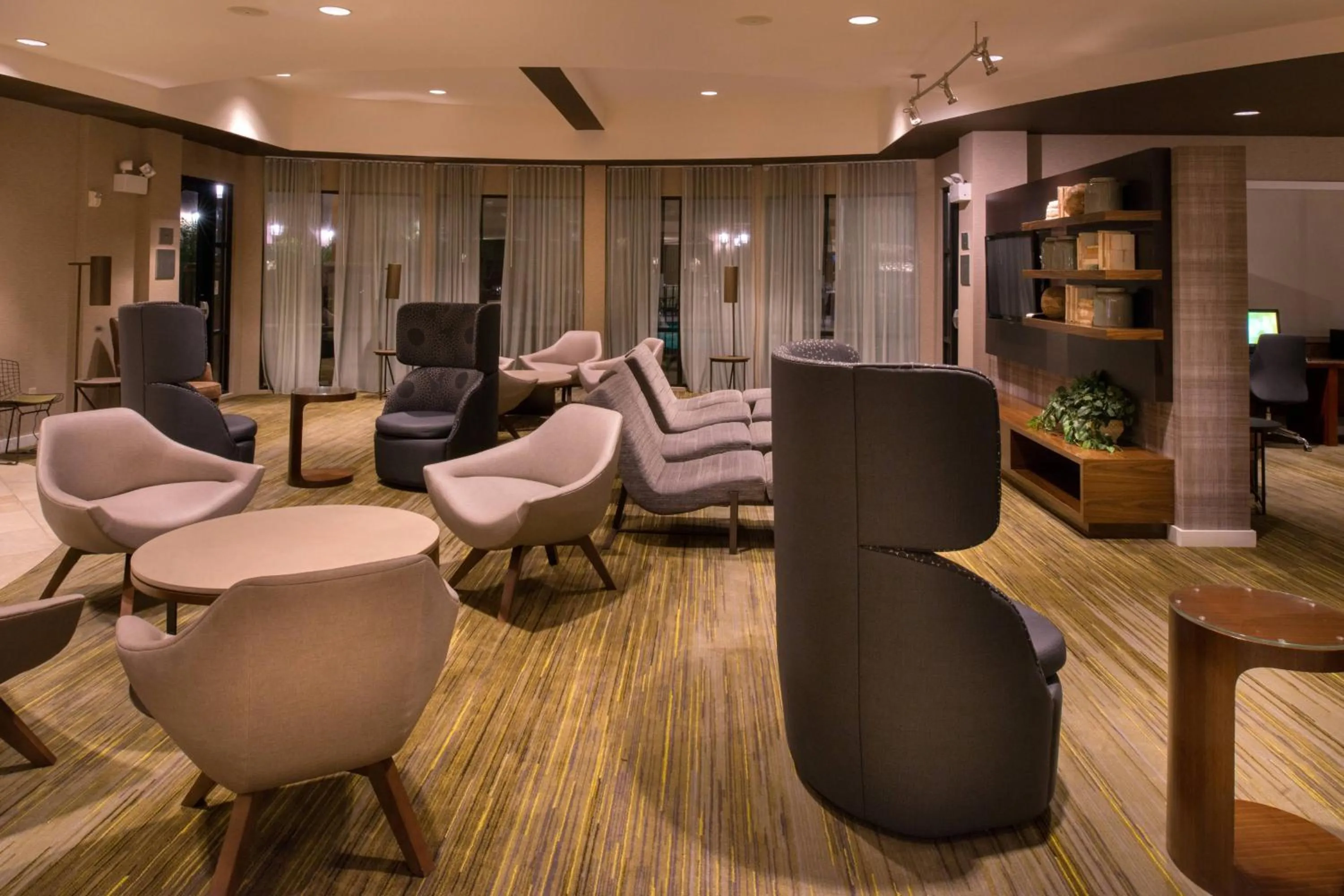 Lobby or reception in Courtyard by Marriott Thousand Oaks Ventura County