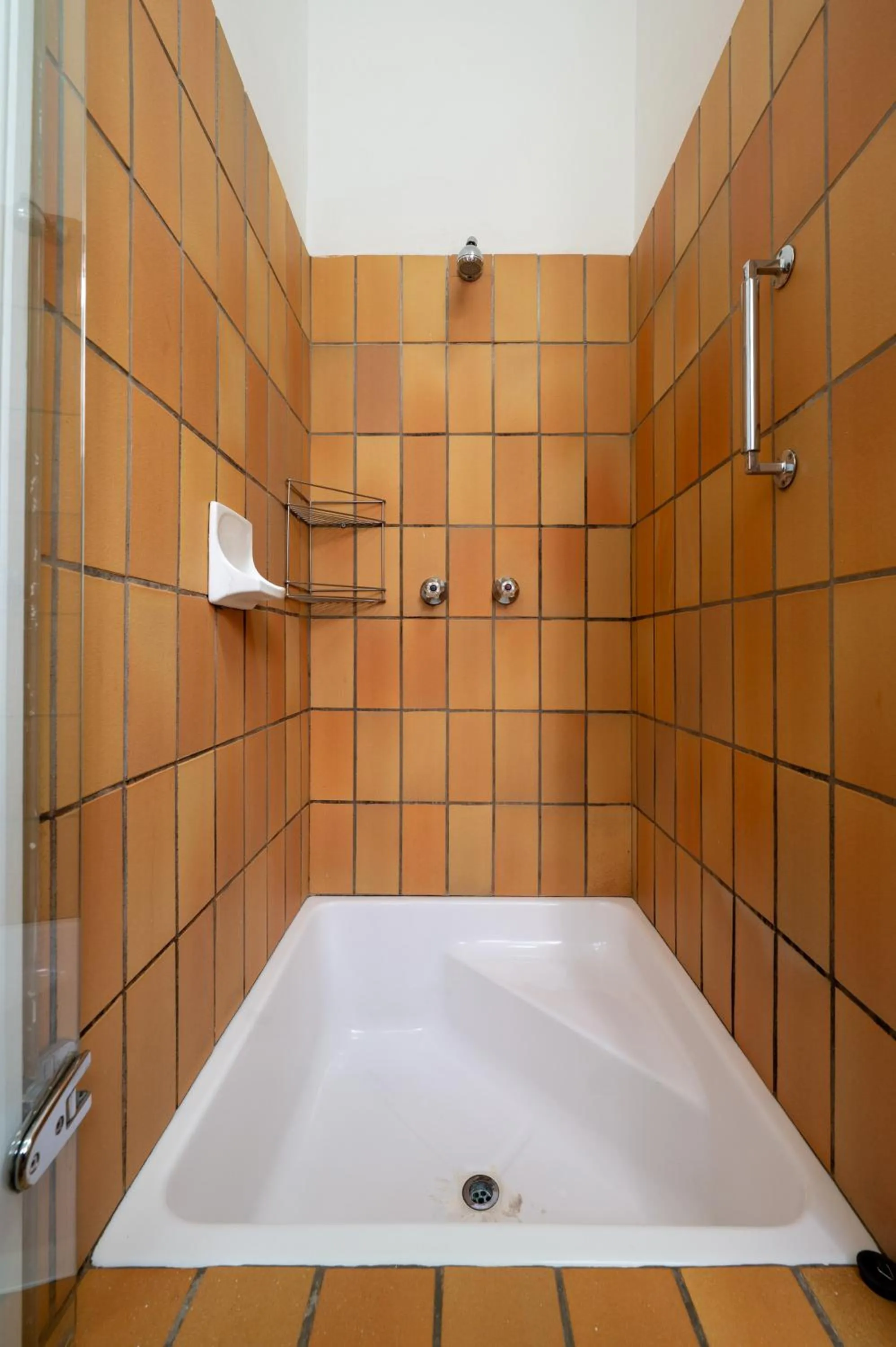 Shower in Toverberg Guest Houses