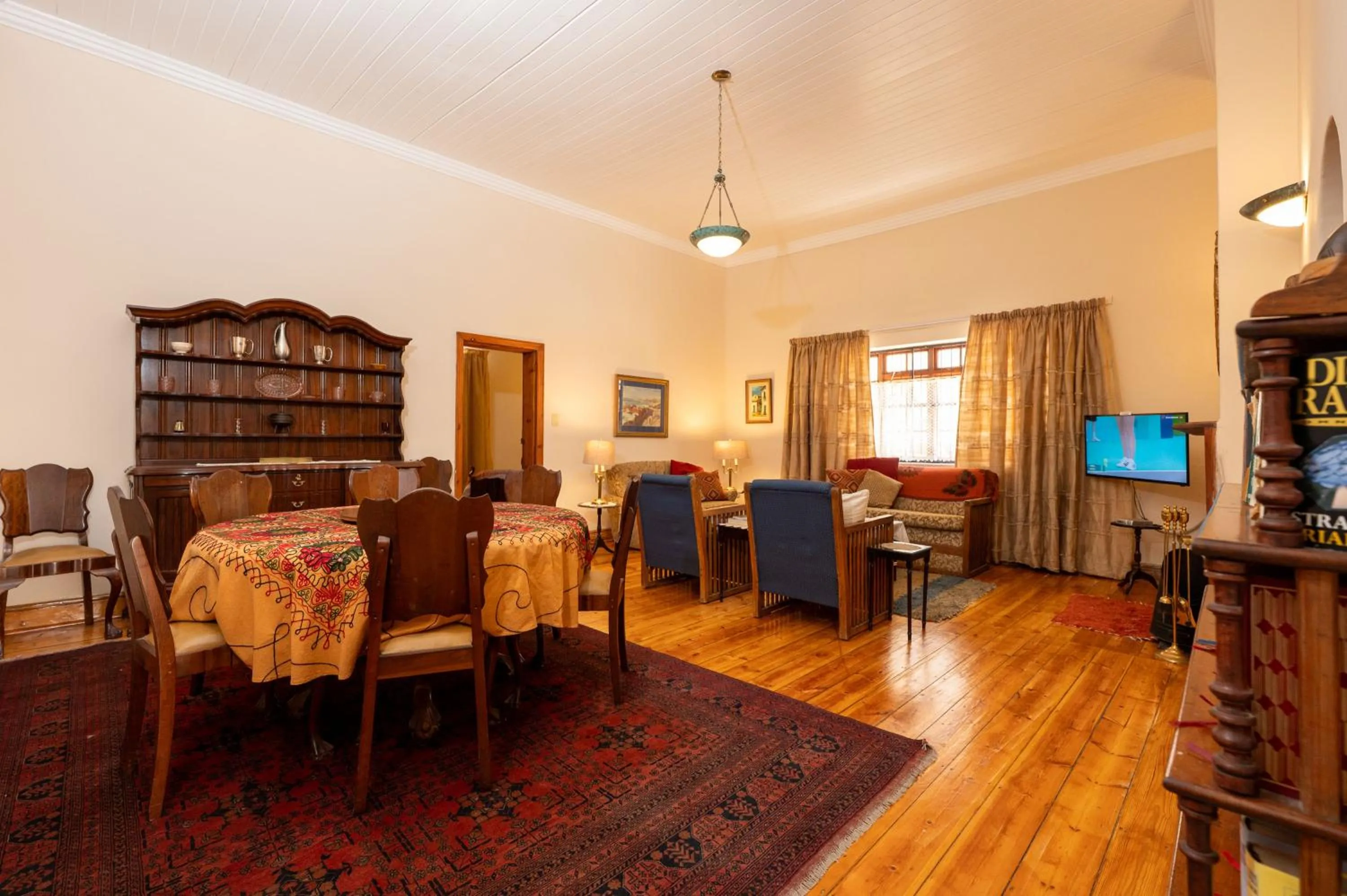 TV and multimedia, Bed in Toverberg Guest Houses