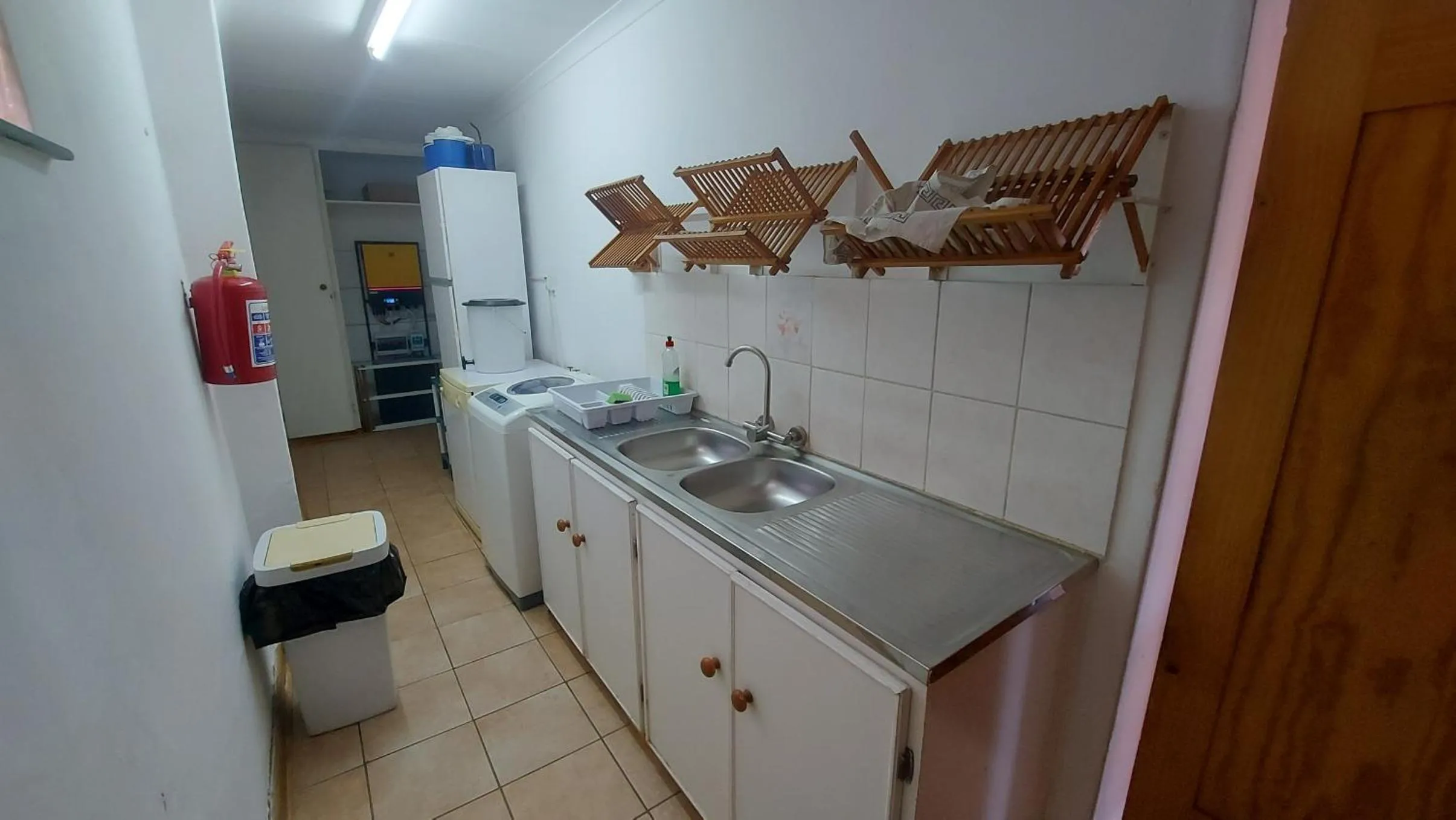 dishwasher in Toverberg Guest Houses