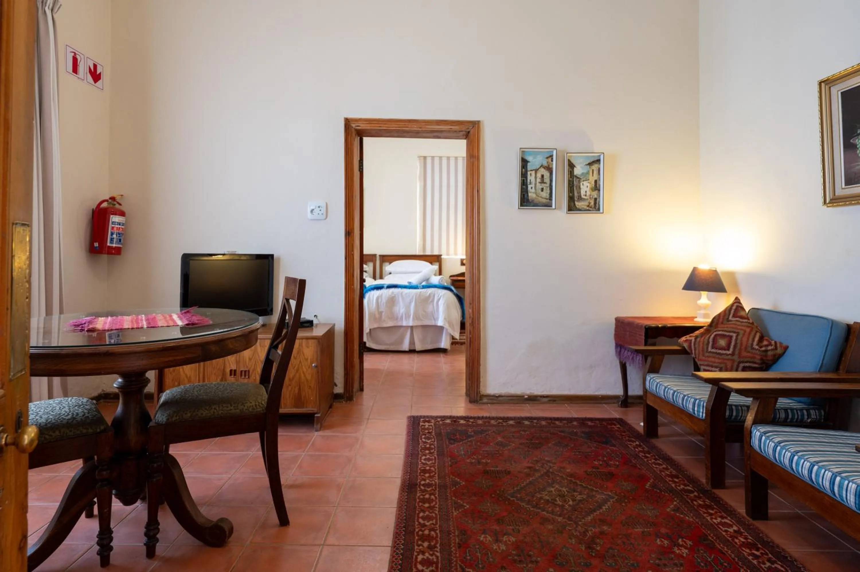 TV and multimedia, Bed in Toverberg Guest Houses