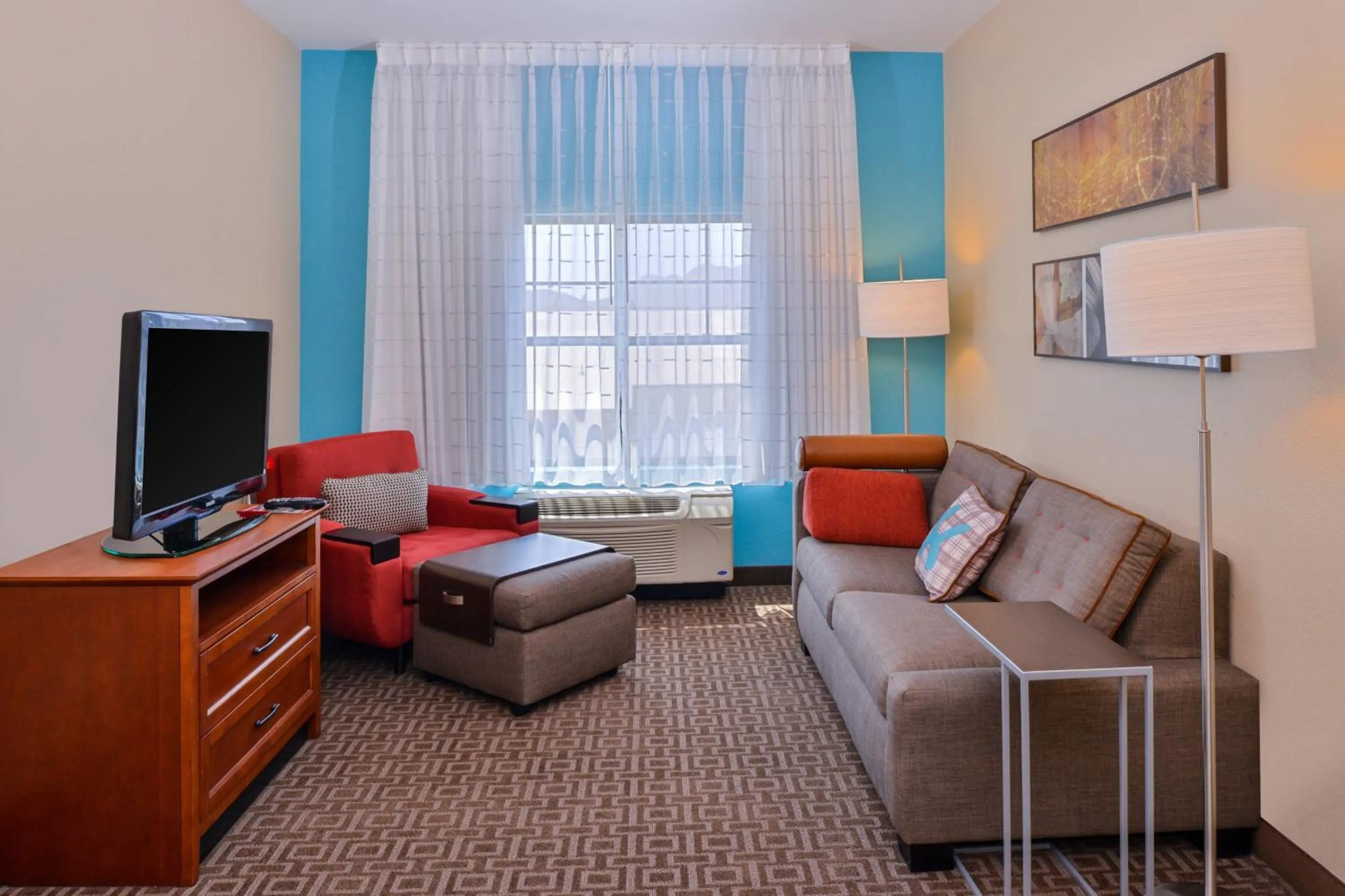 Living room in TownePlace Suites by Marriott Thousand Oaks Ventura County
