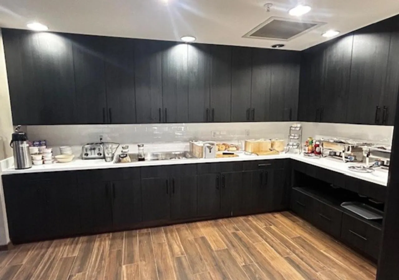 Buffet breakfast in Residence Inn Paducah