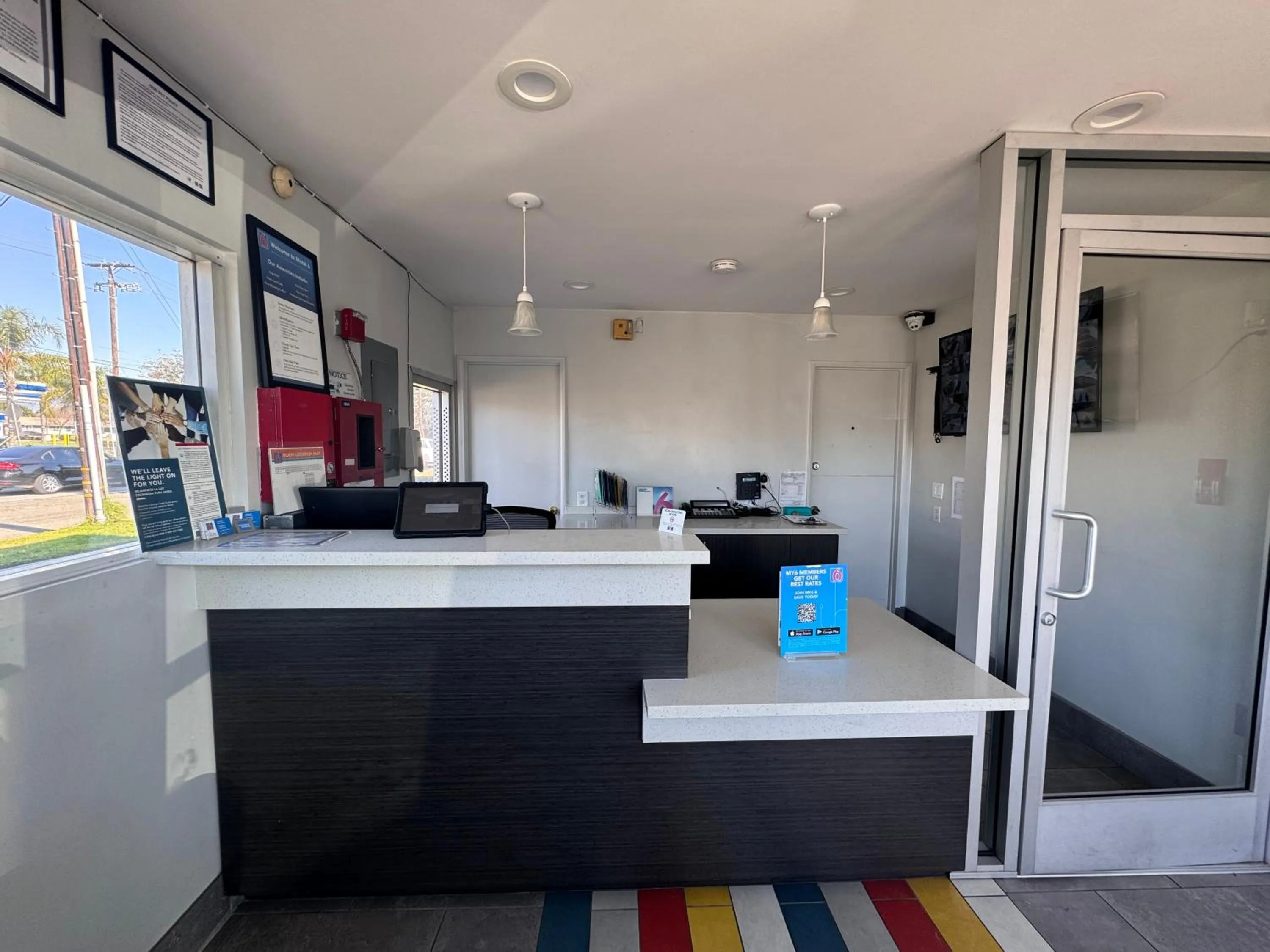 Lobby or reception in Motel 6 Ontario, CA - Airport