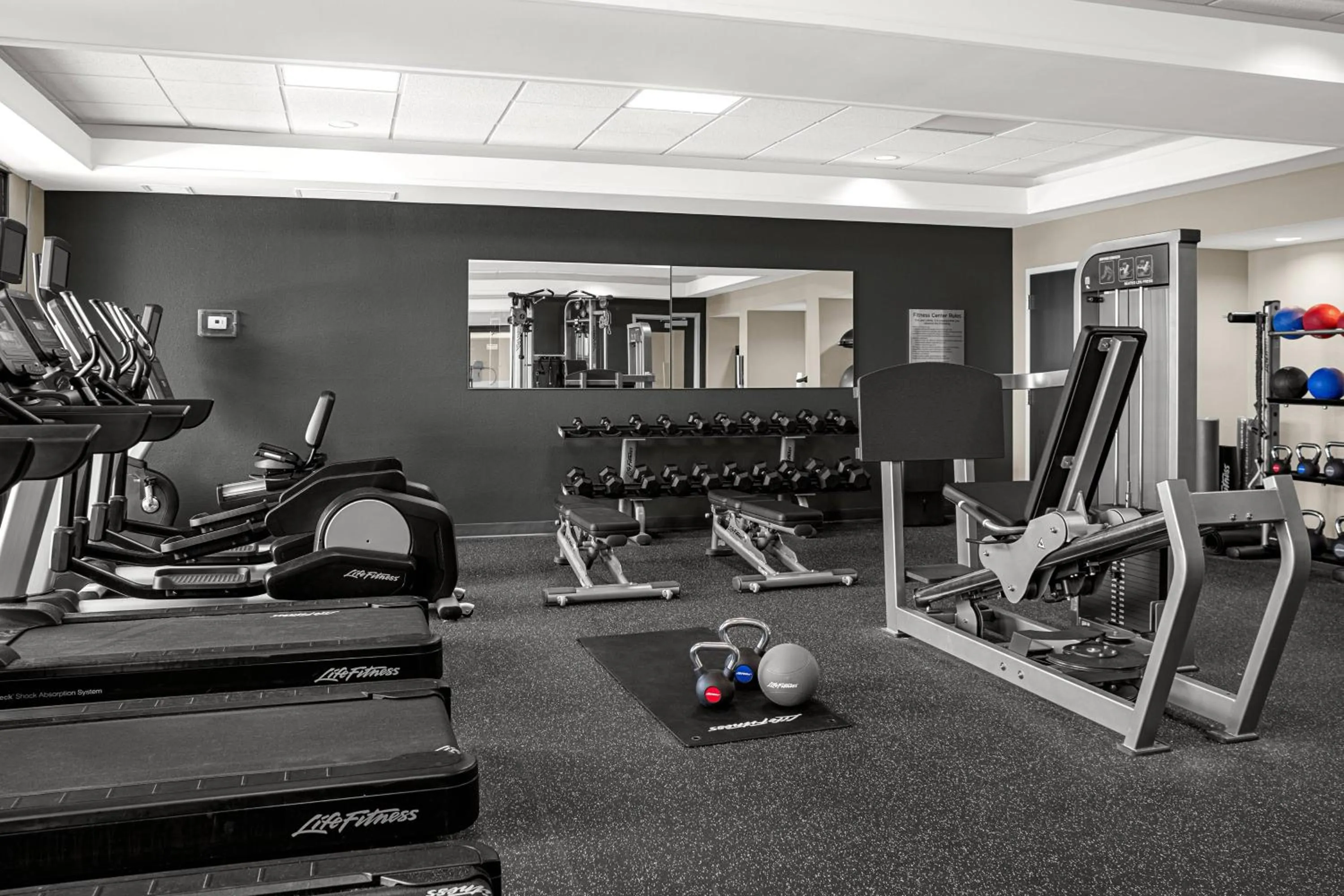 Fitness centre/facilities in Courtyard Paducah West