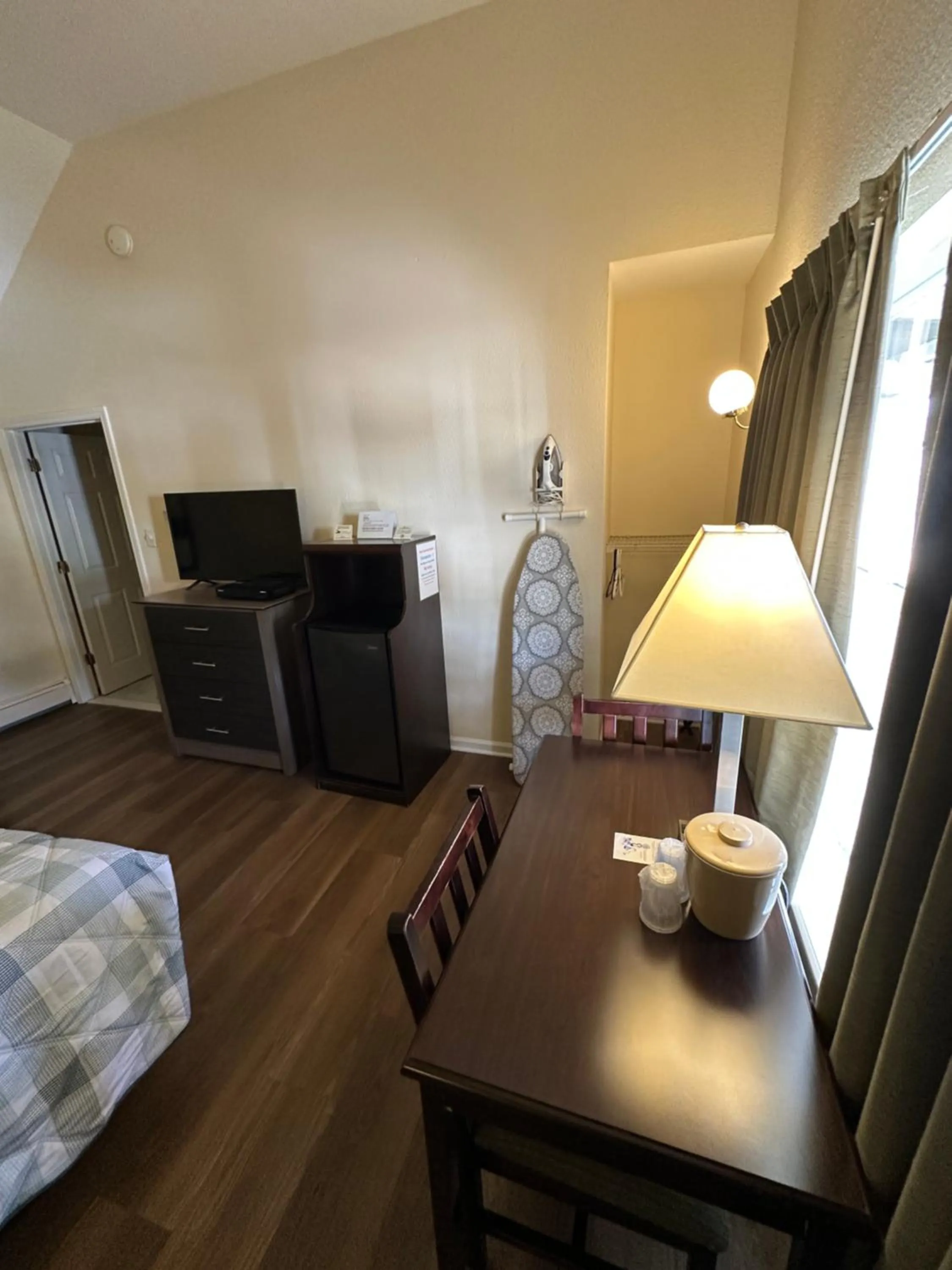 Bedroom, Bed in Sea Girt Lodge