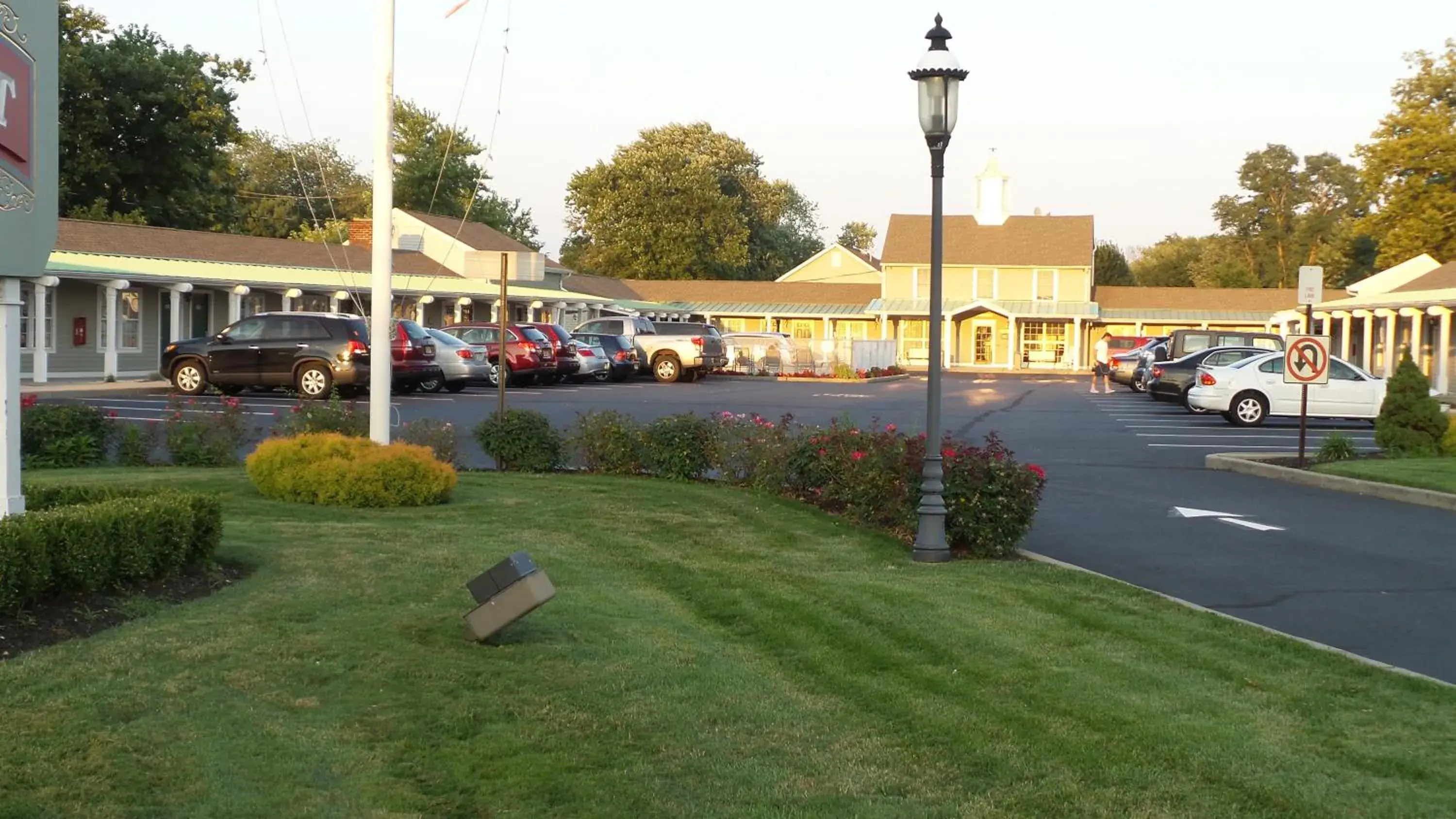 Property building in Sea Girt Lodge Property building in Sea Girt Lodge