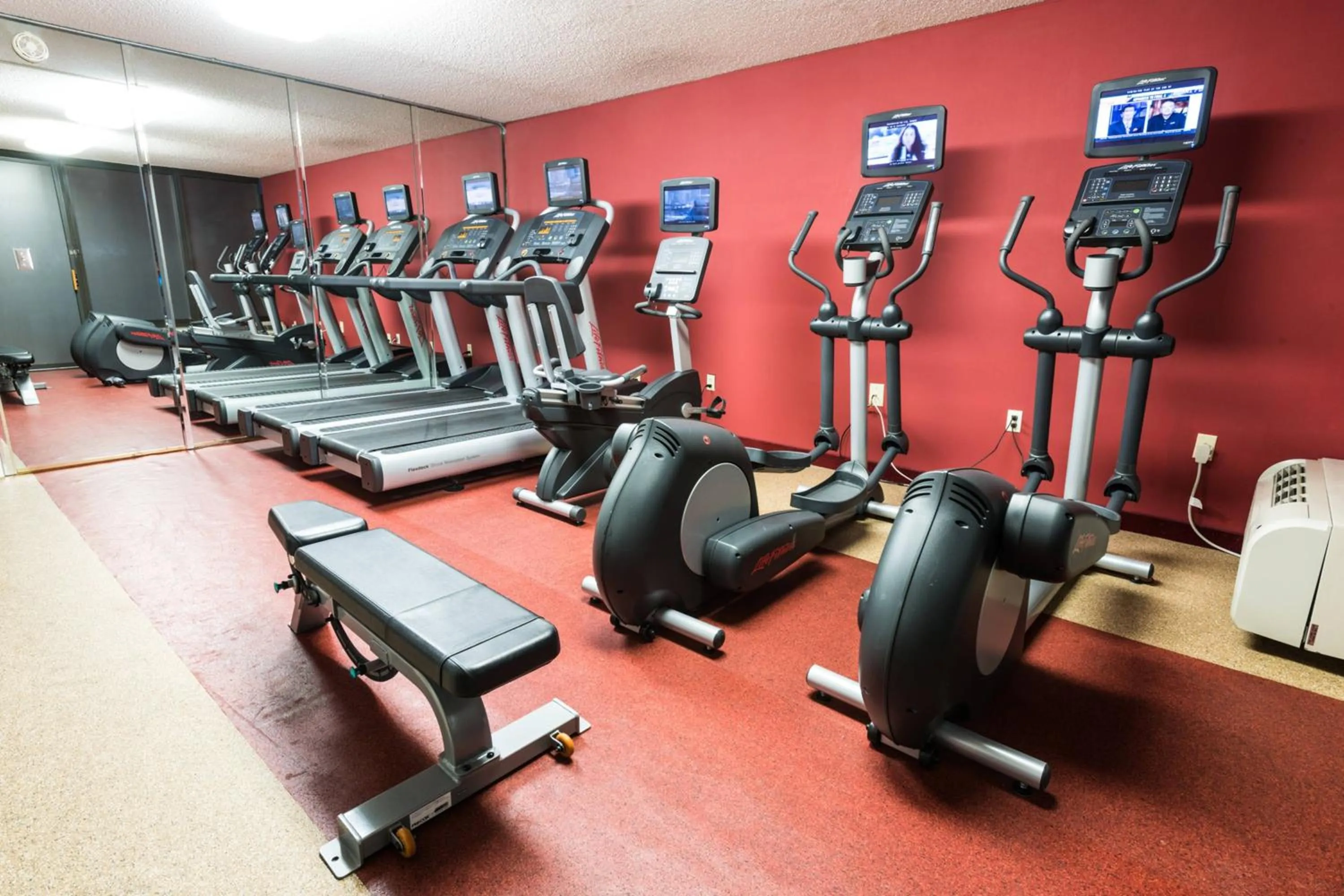 Fitness centre/facilities in Courtyard Page at Lake Powell