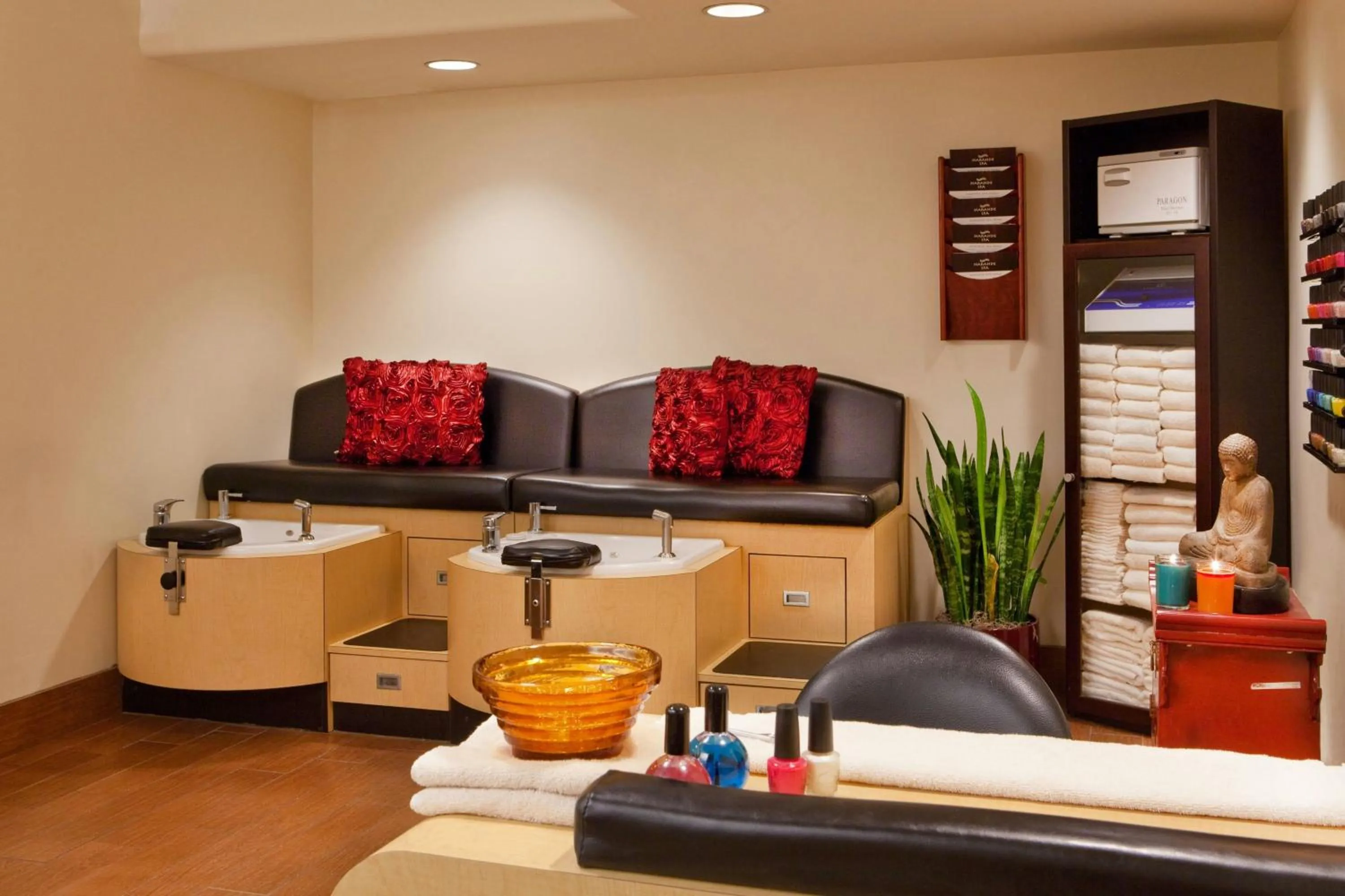 Spa and wellness centre/facilities in Phoenix Marriott Resort Tempe at The Buttes