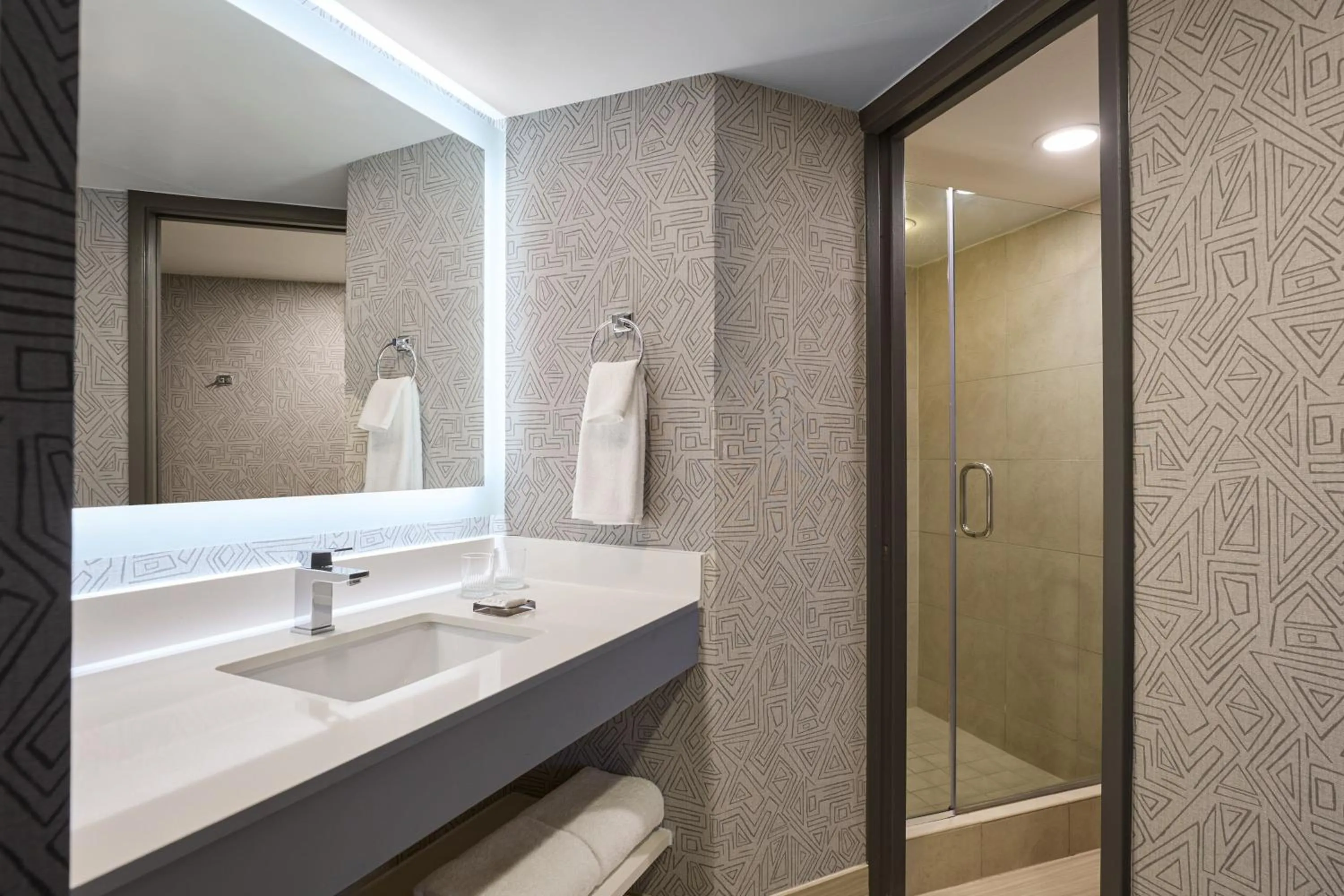 Bathroom in Phoenix Marriott Resort Tempe at The Buttes