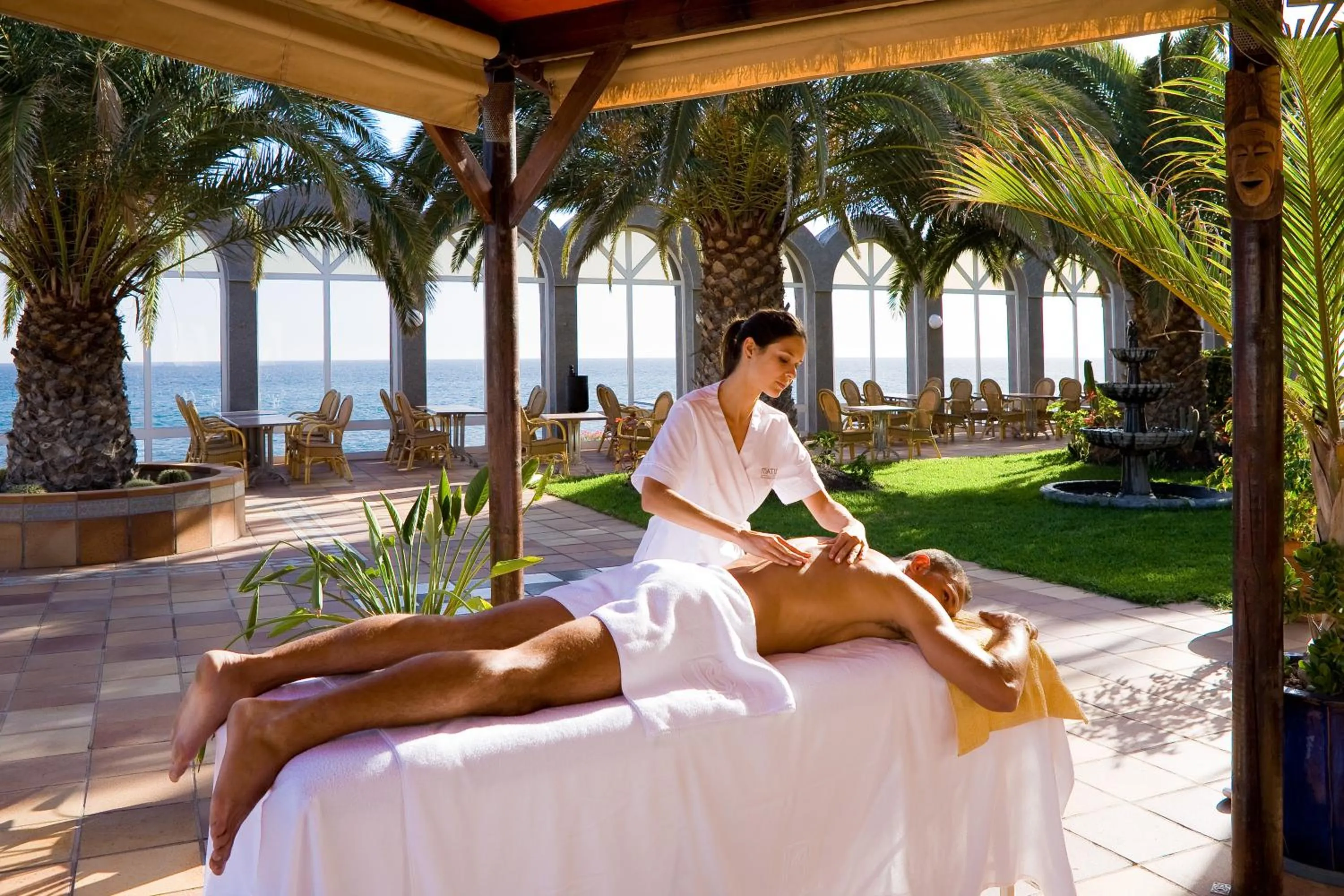 People in Hotel San Agustin Beach Club