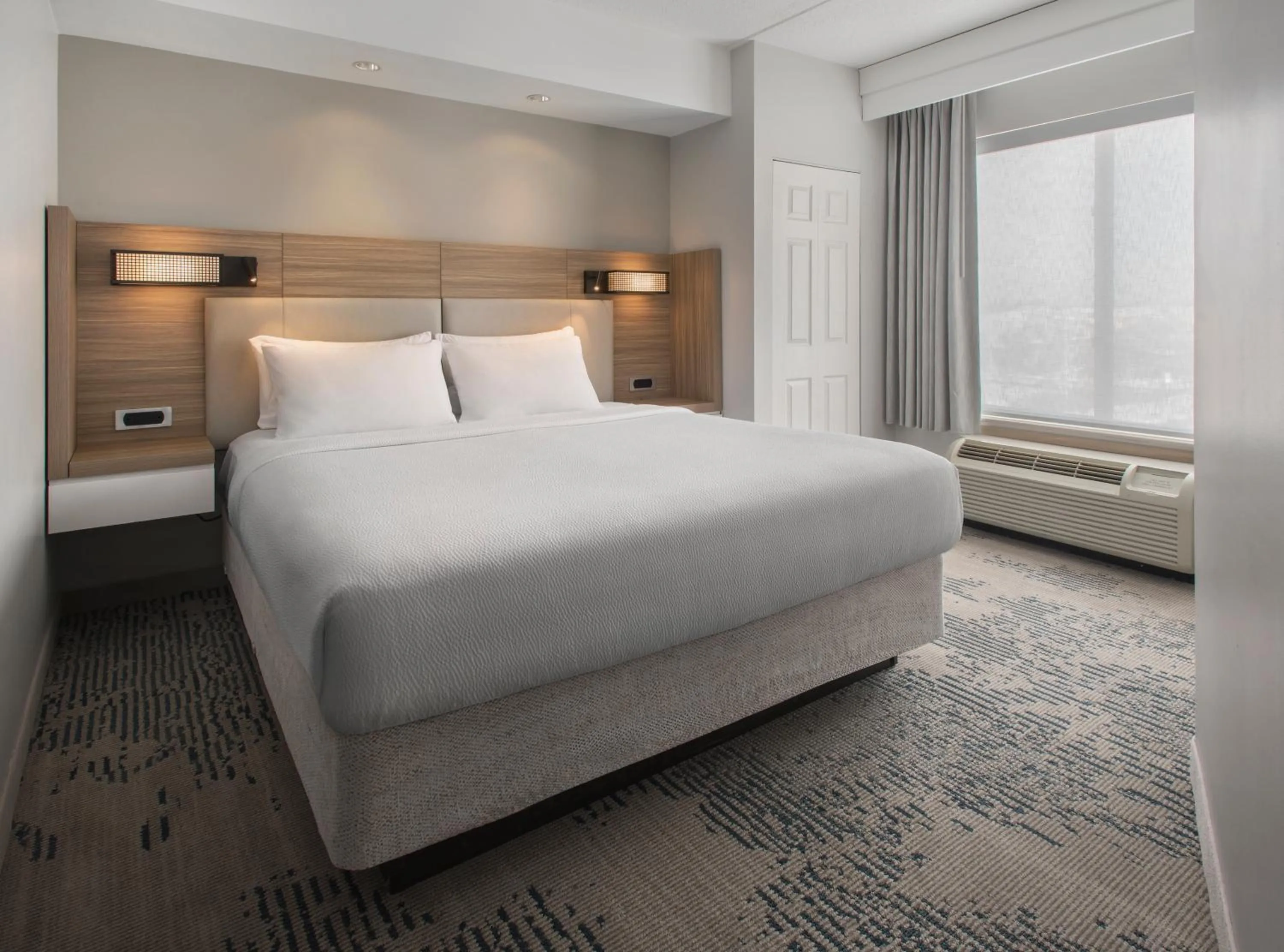 Guests, Bed in SpringHill Suites Pittsburgh Mills