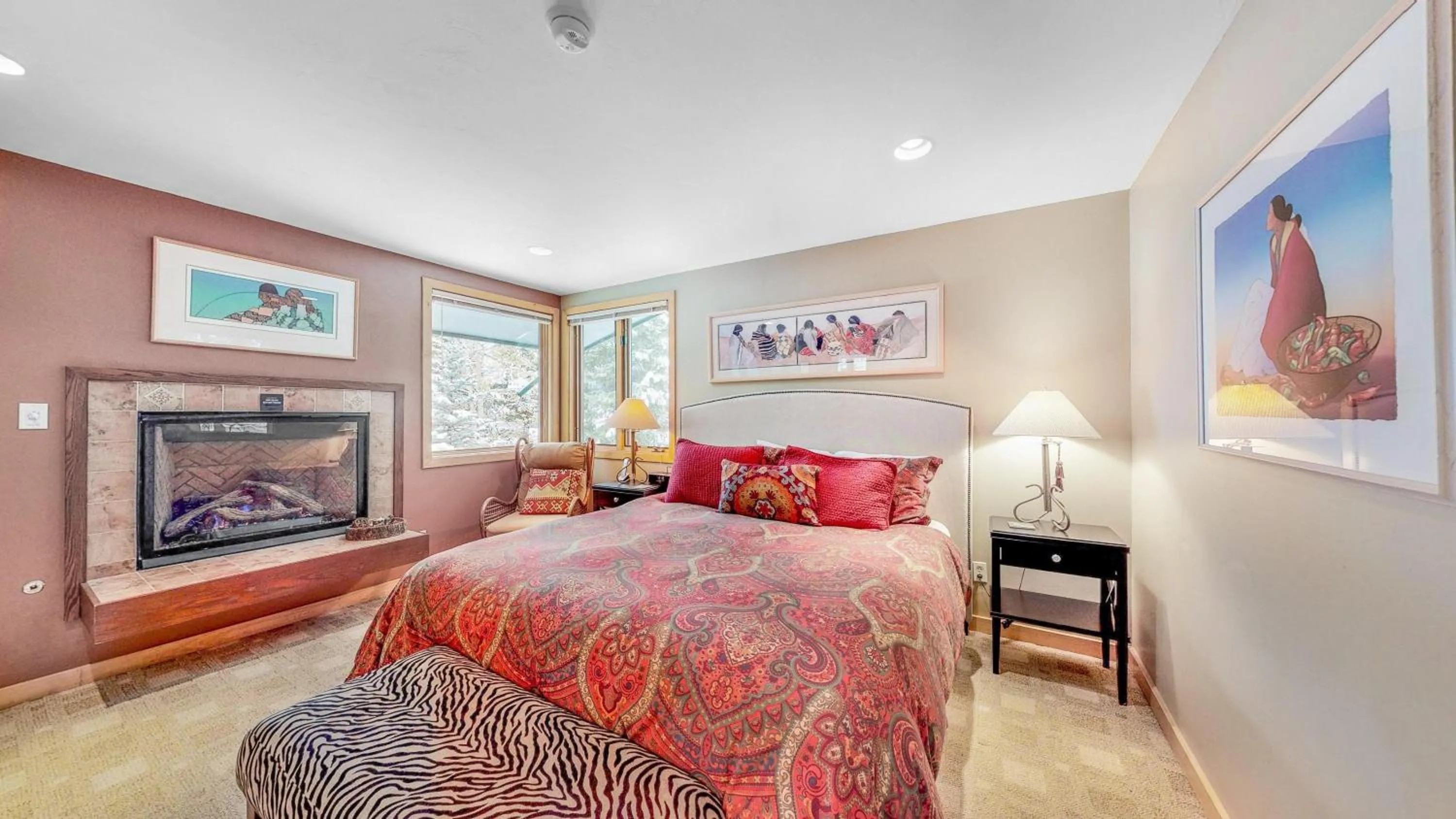 Bed in Tamarack Townhomes - CoralTree Residence Collection