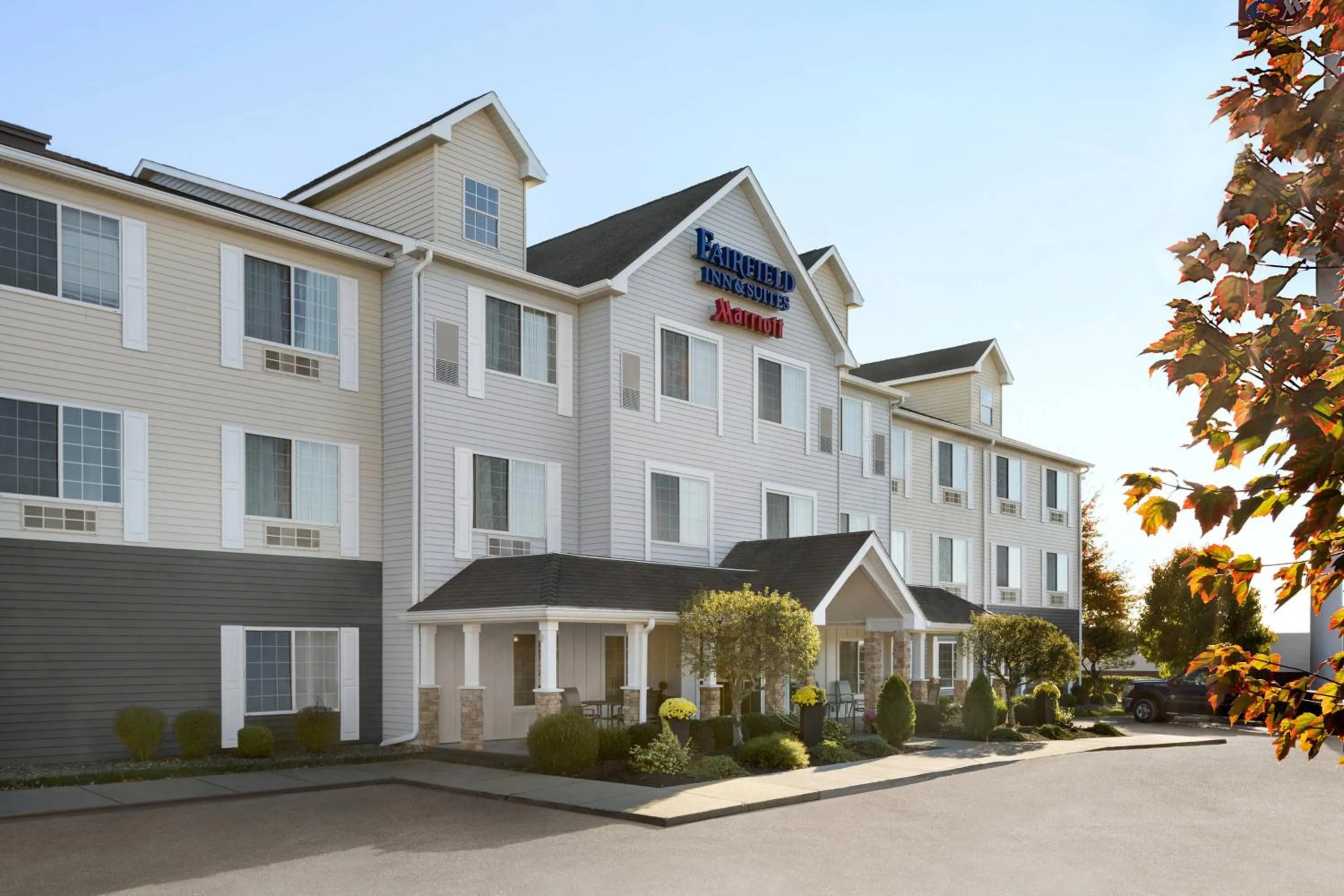 Property building in Fairfield Inn & Suites Wheeling - St. Clairsville, OH