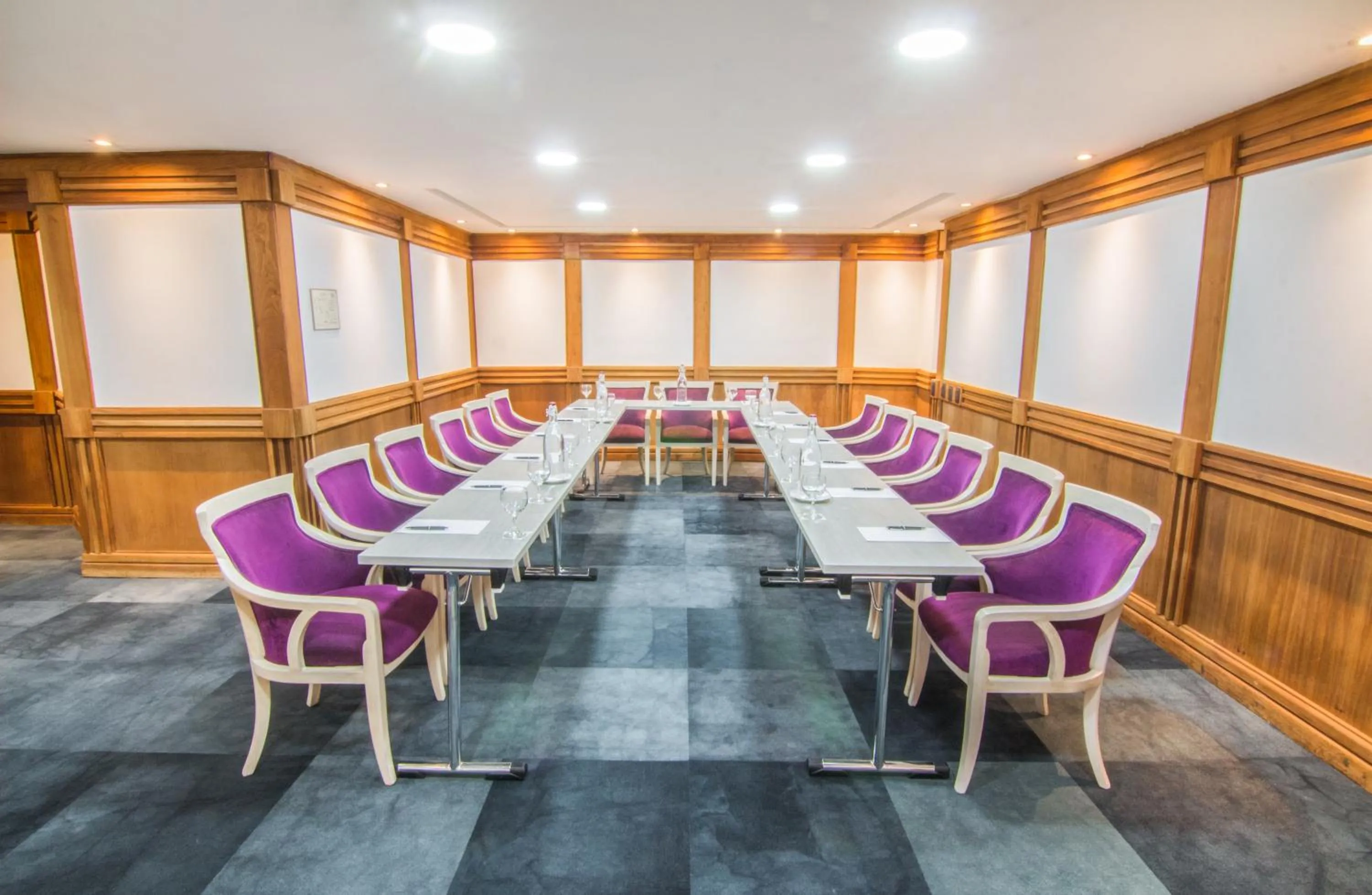 Meeting/conference room in GHL Hotel Hamilton