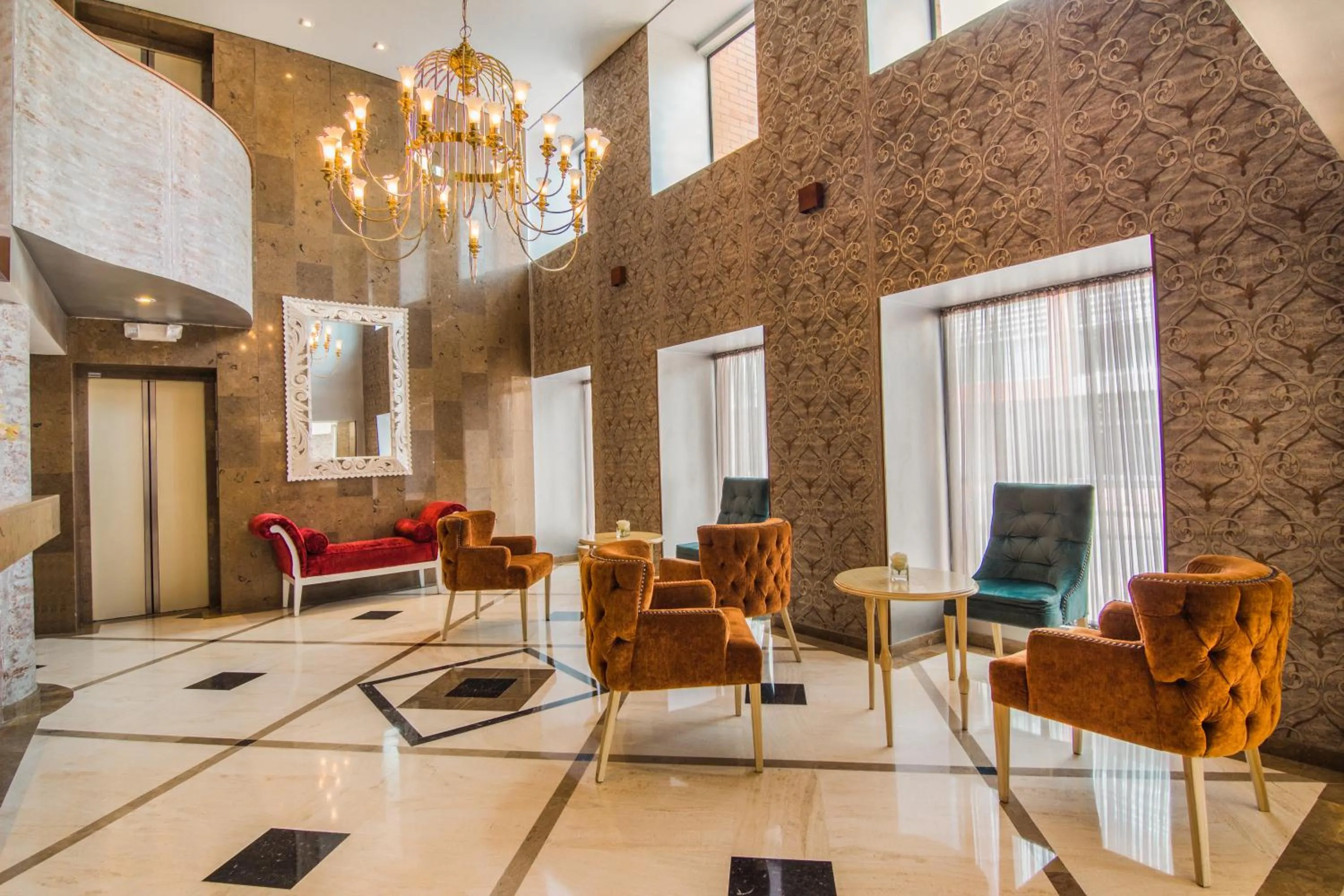 Lobby or reception in GHL Hotel Hamilton