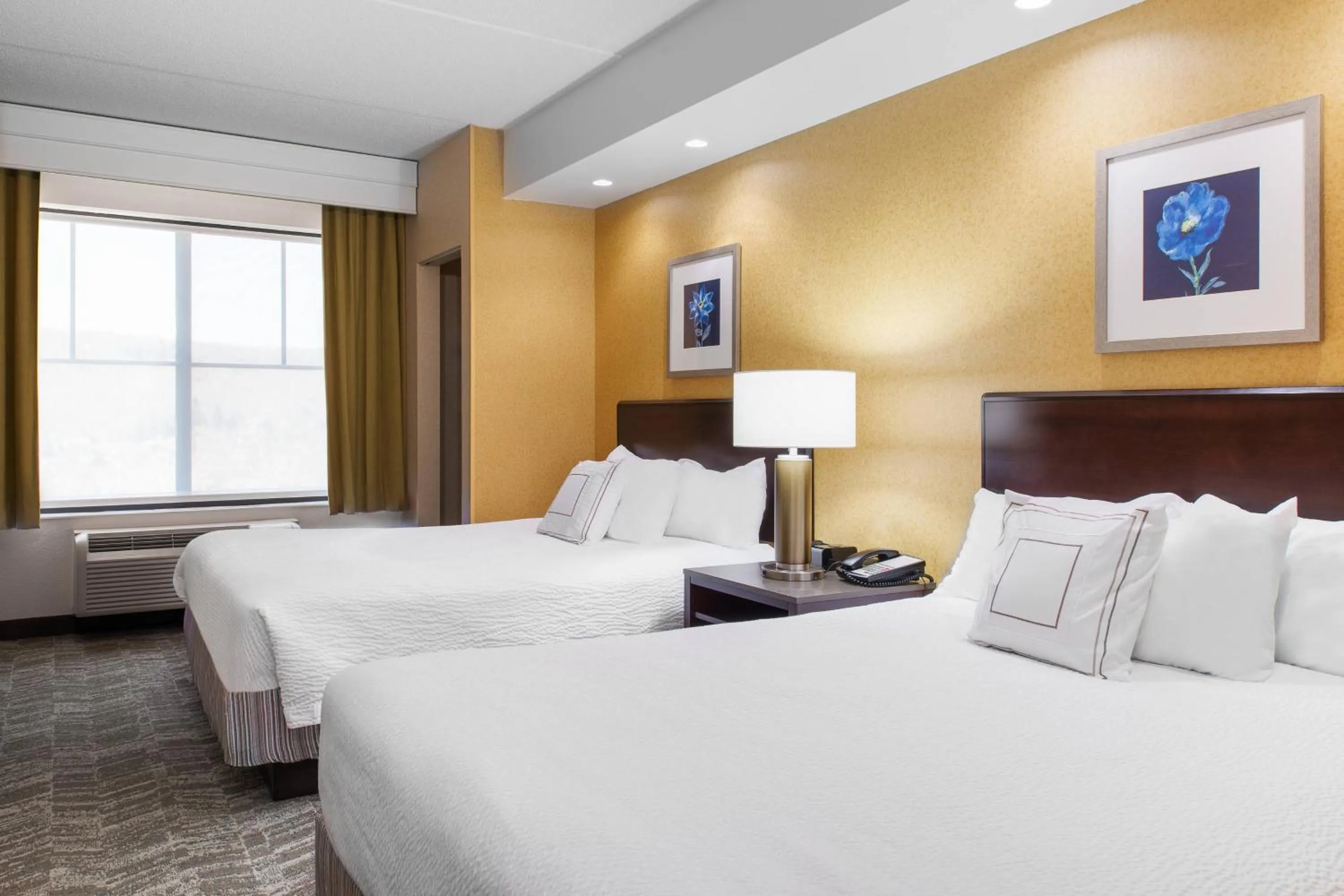 Bedroom, Bed in SpringHill Suites by Marriott Wheeling Triadelphia Area