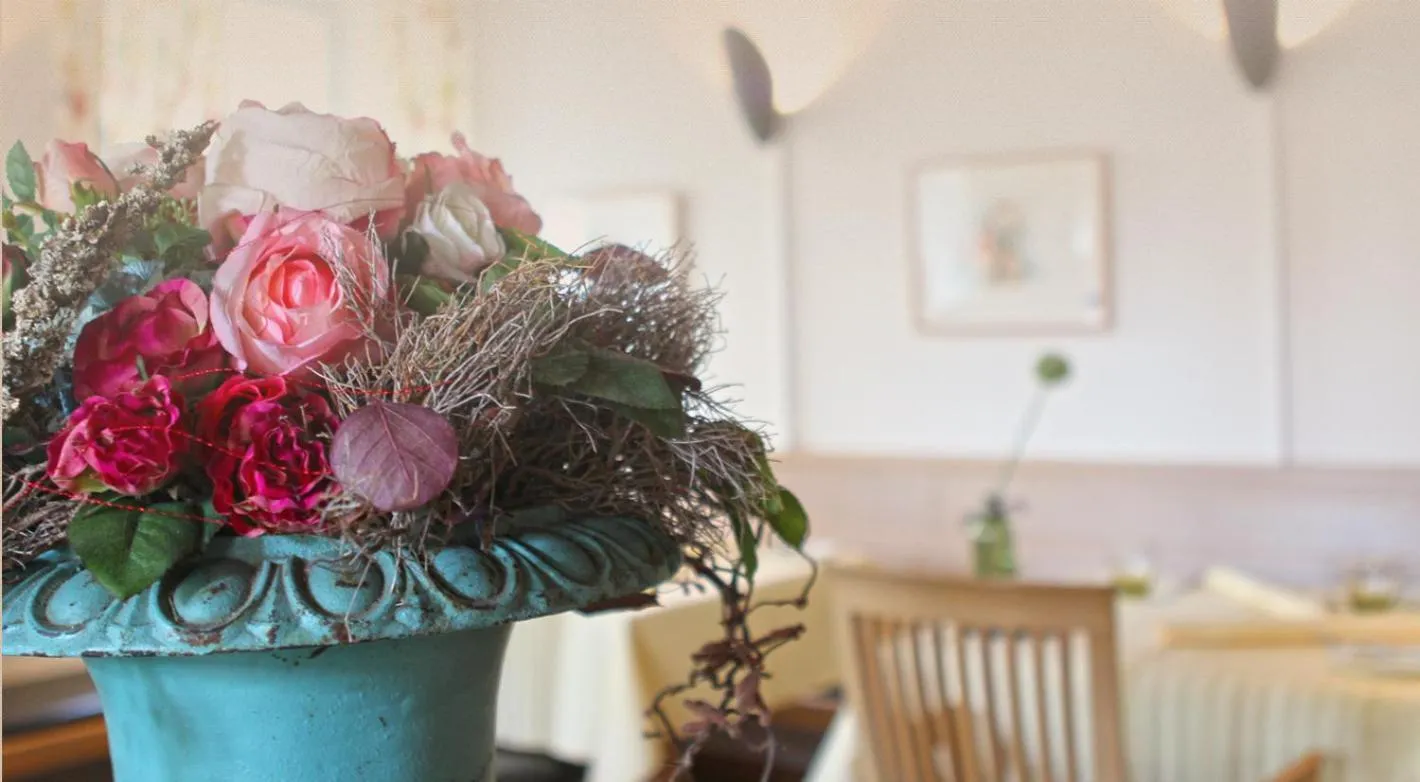 Restaurant/places to eat in Rotes Ross Marktbergel