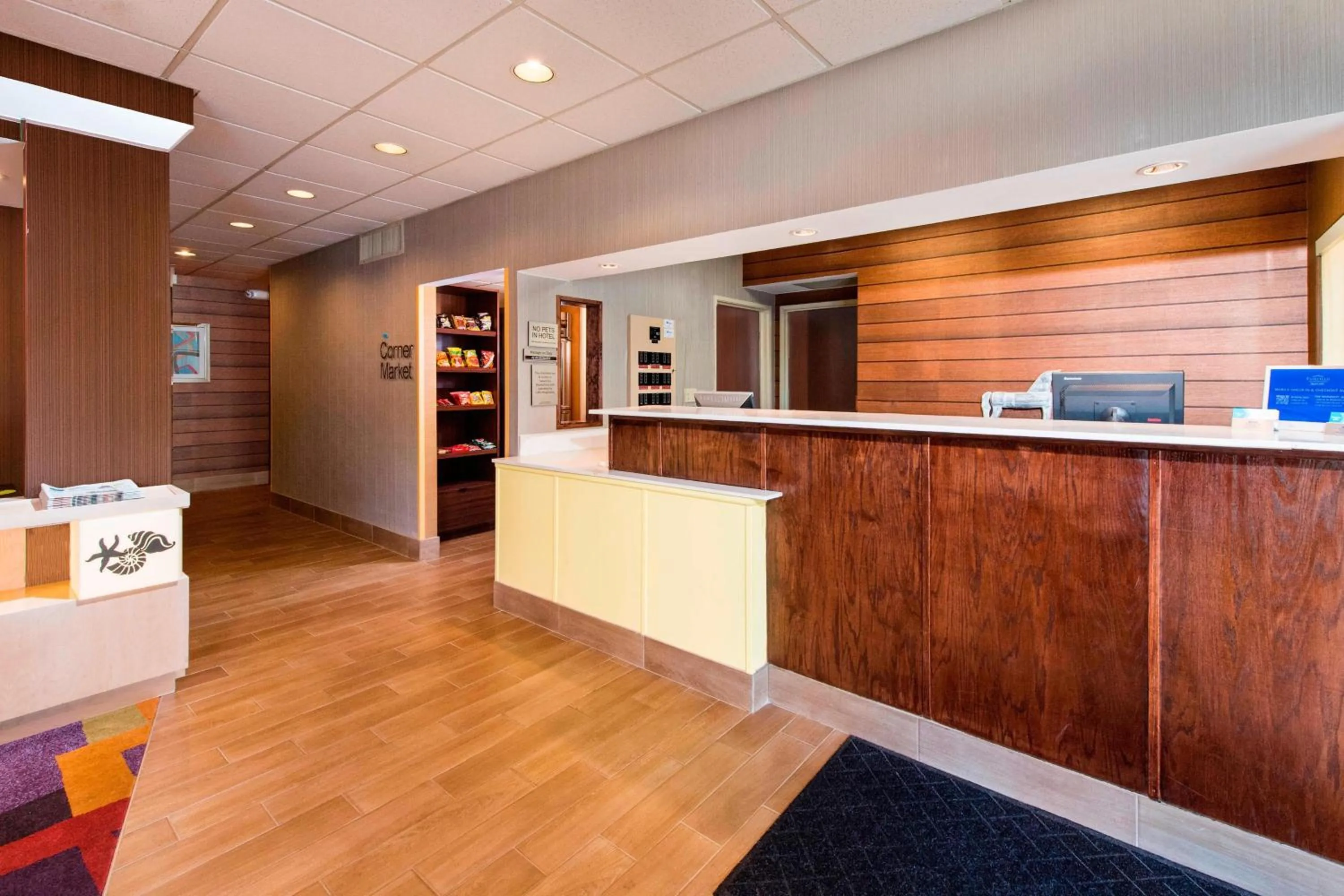 Lobby or reception in Rodeway Inn