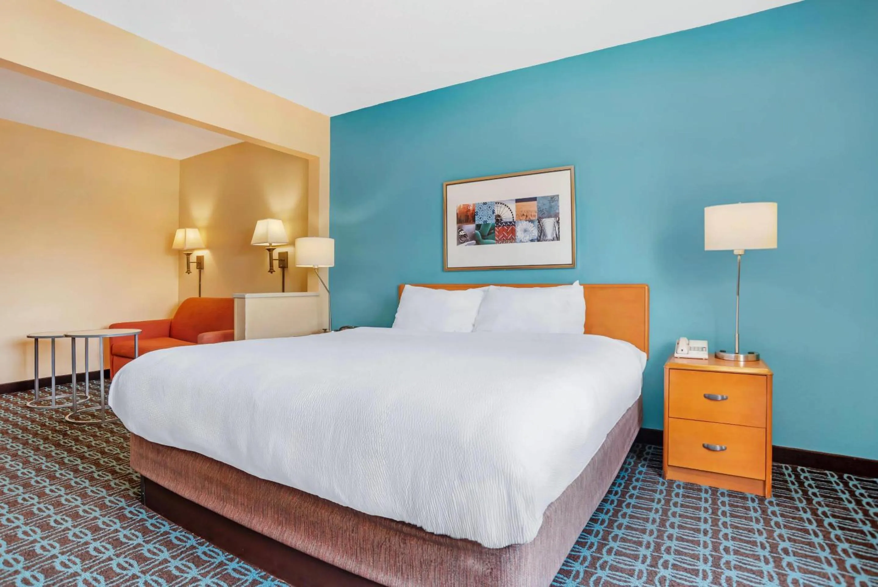 Bedroom, Bed in Rodeway Inn