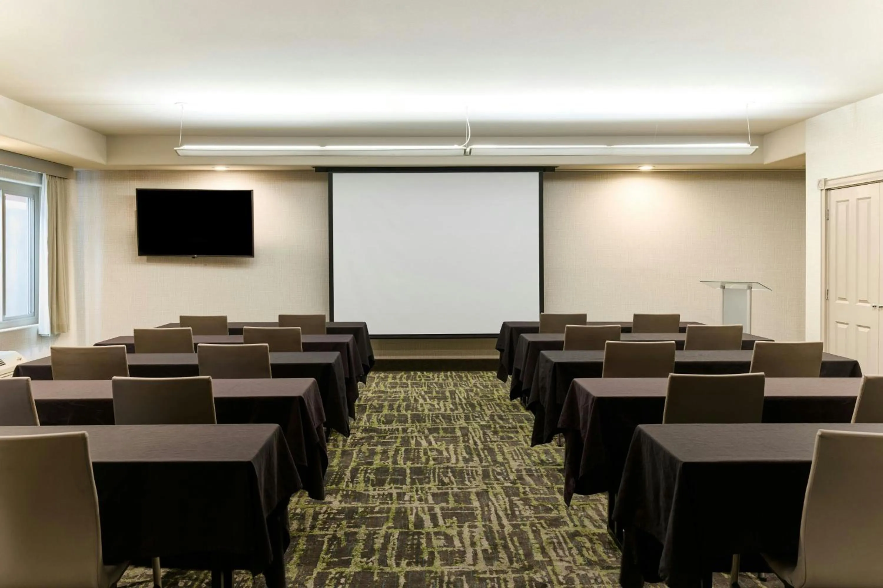 Meeting/conference room in SpringHill Suites Prescott