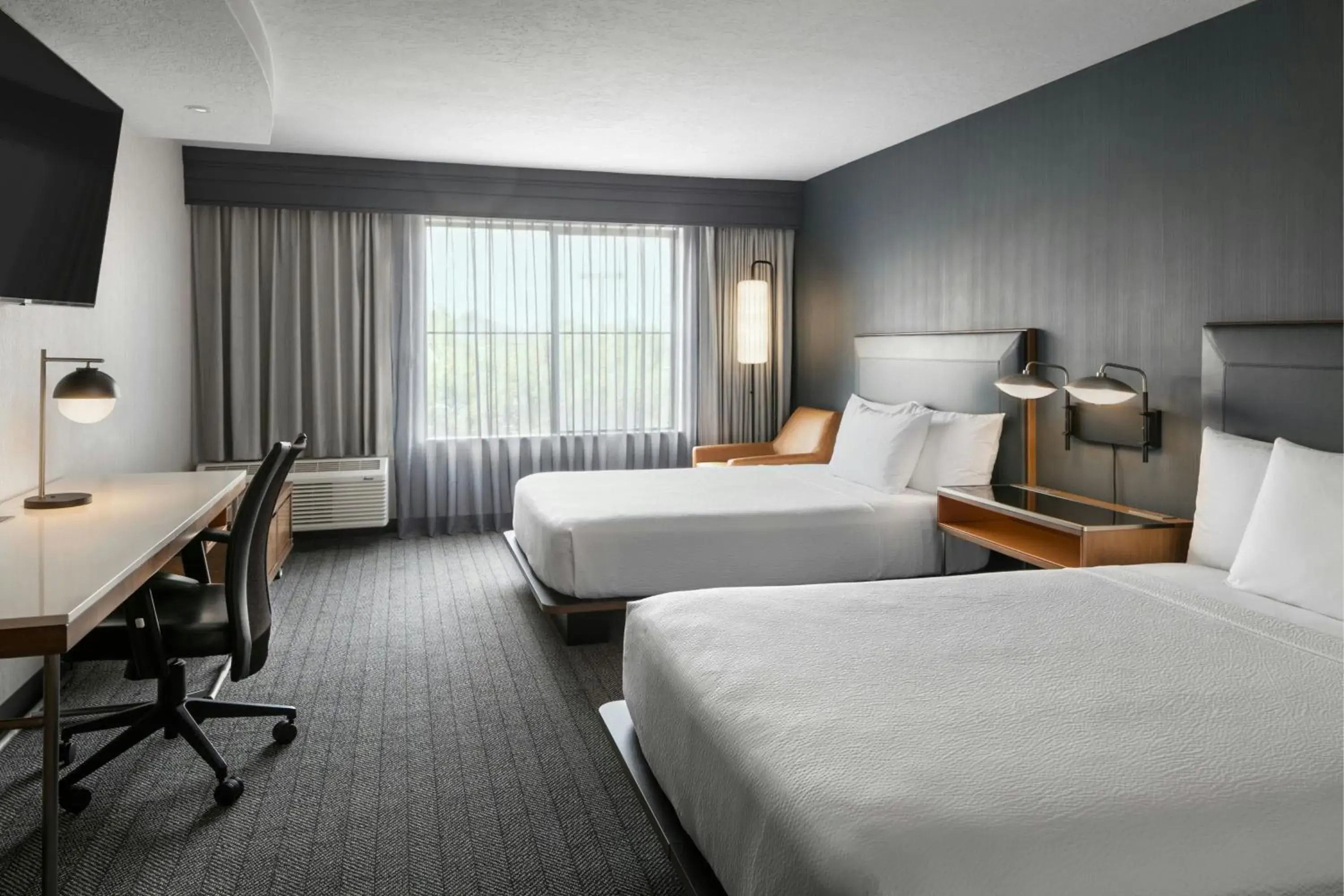 Queen Room with Two Queen Beds in Courtyard Richland Columbia Point Queen Room with Two Queen Beds in Courtyard Richland Columbia Point