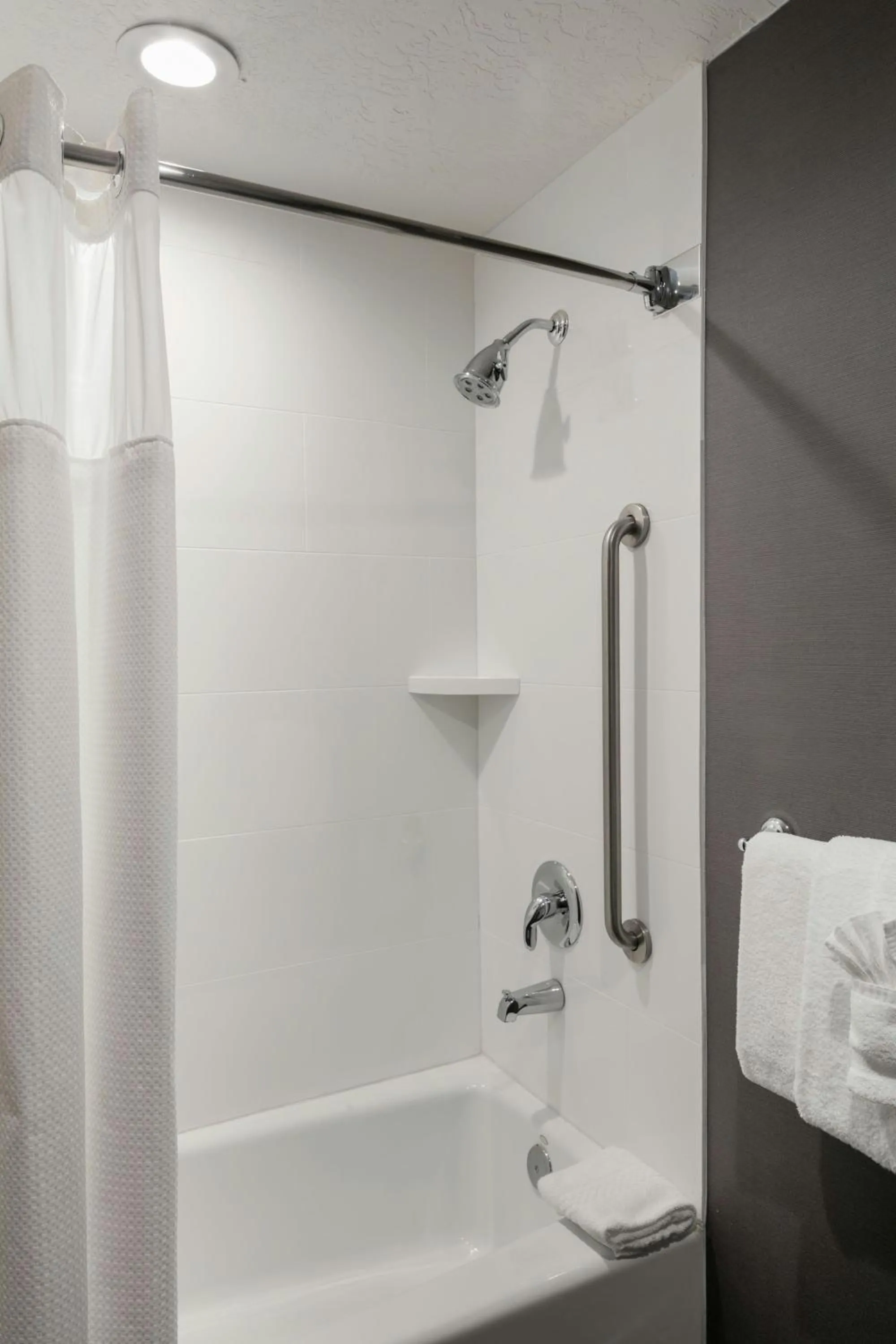 Bathroom in Courtyard Richland Columbia Point