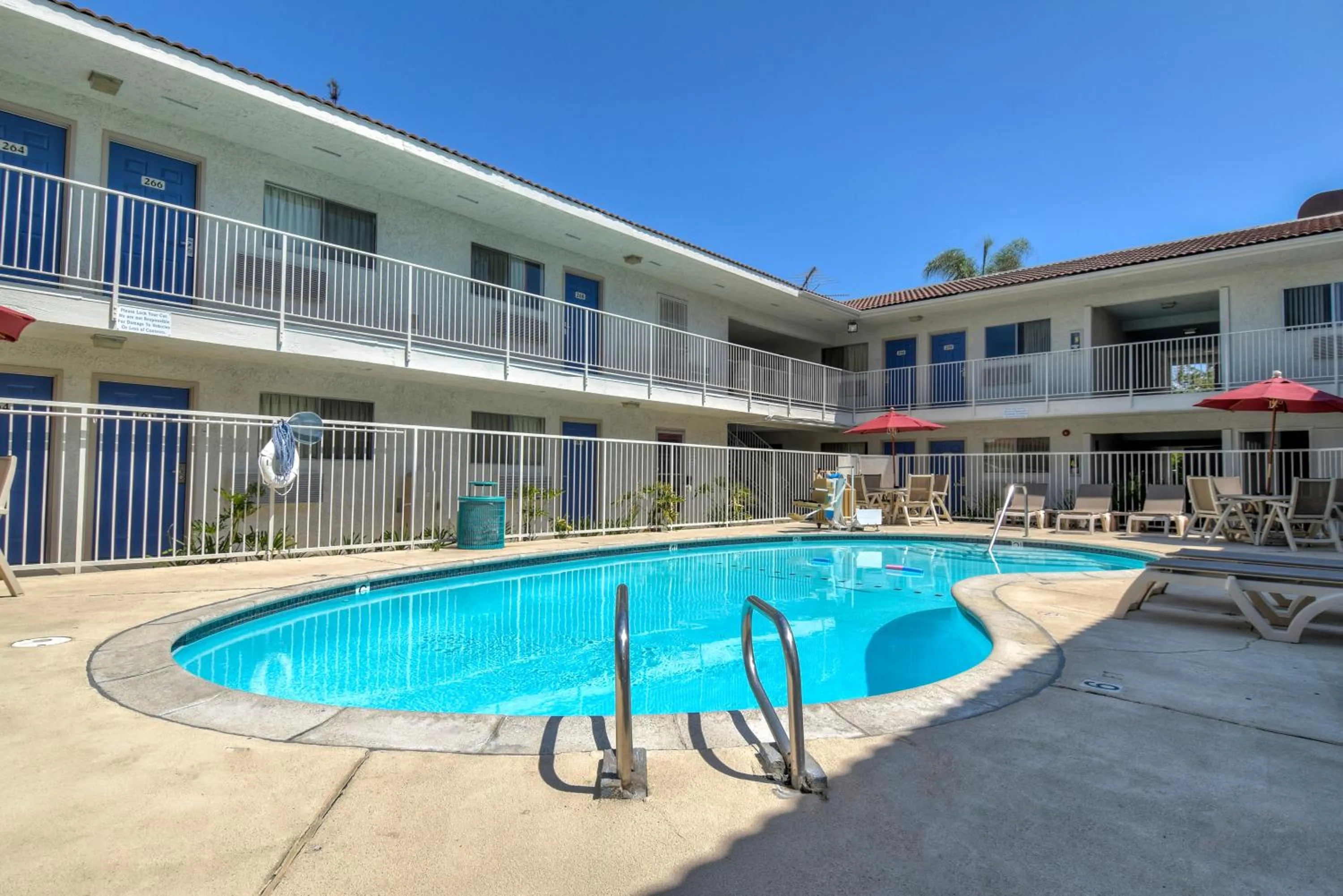 Property building in Motel 6-Rowland Heights, CA - Los Angeles - Pomona