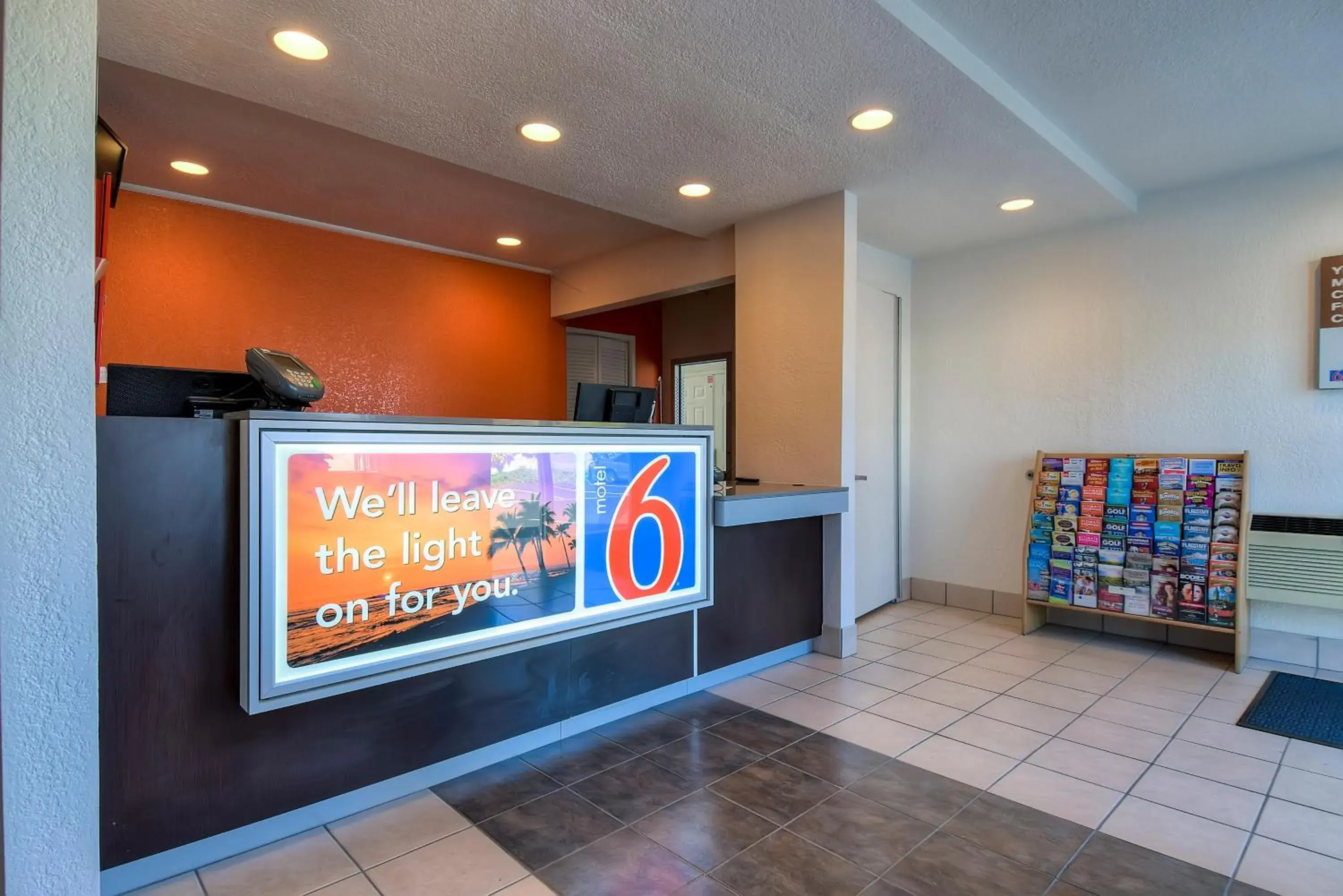 Lobby or reception in Motel 6-Rowland Heights, CA - Los Angeles - Pomona Lobby or reception in Motel 6-Rowland Heights, CA - Los Angeles - Pomona