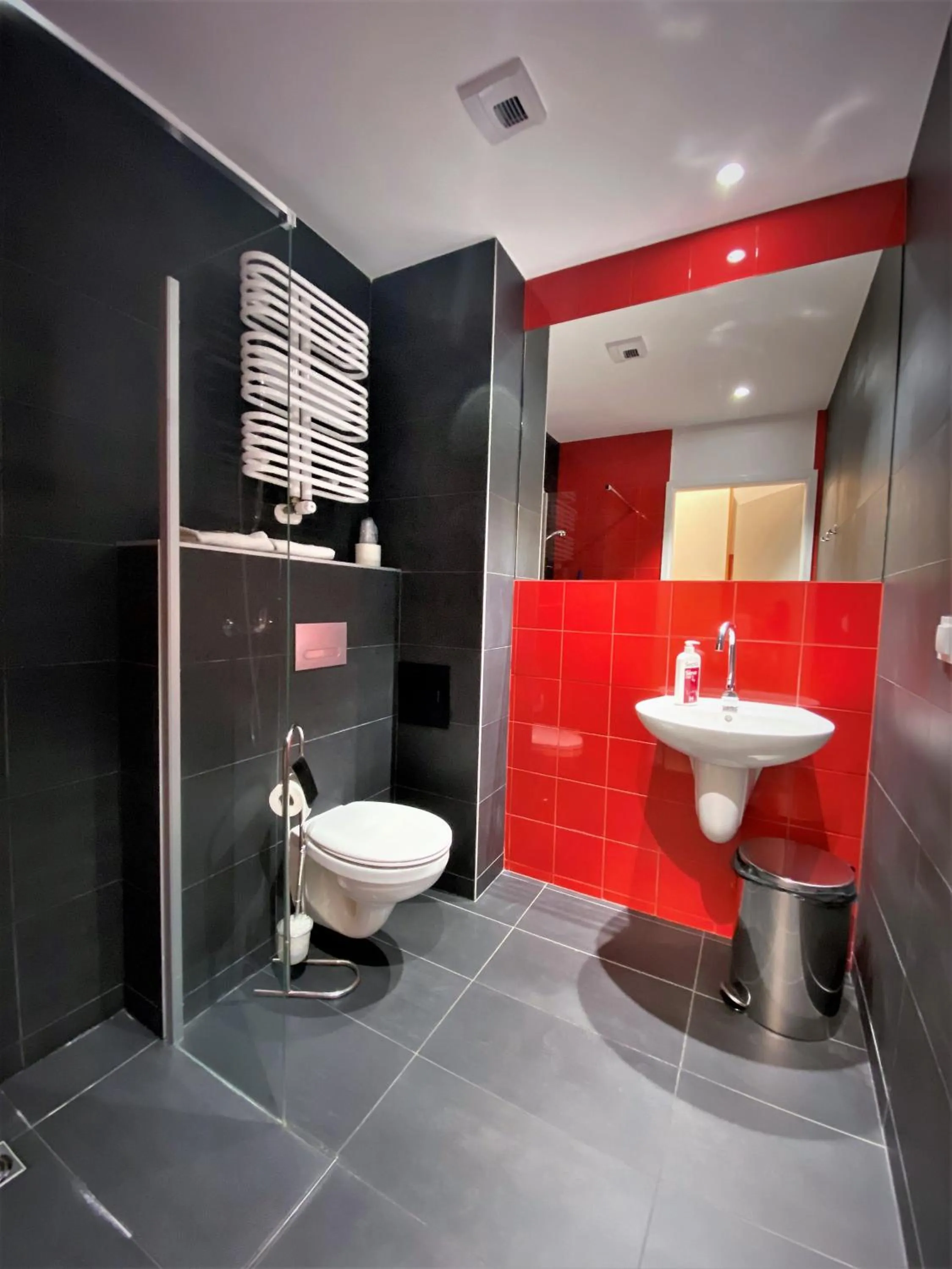 Bathroom in Esperanto Home