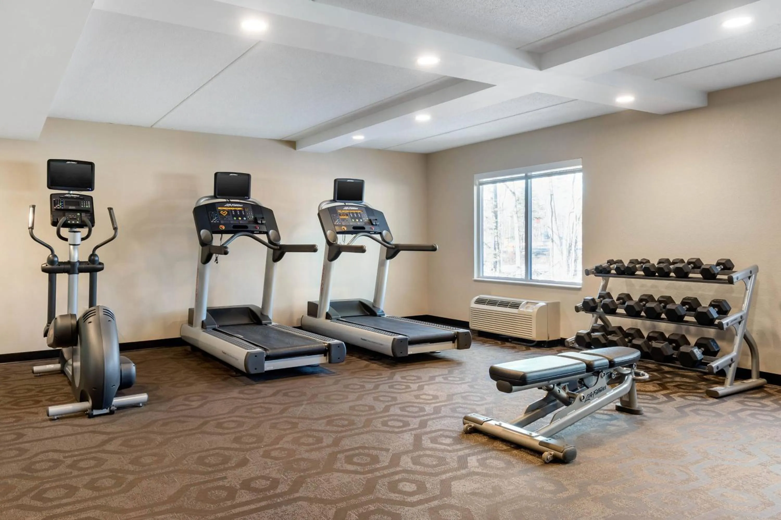 Fitness centre/facilities in Fairfield by Marriott Inn & Suites Portland Maine Airport