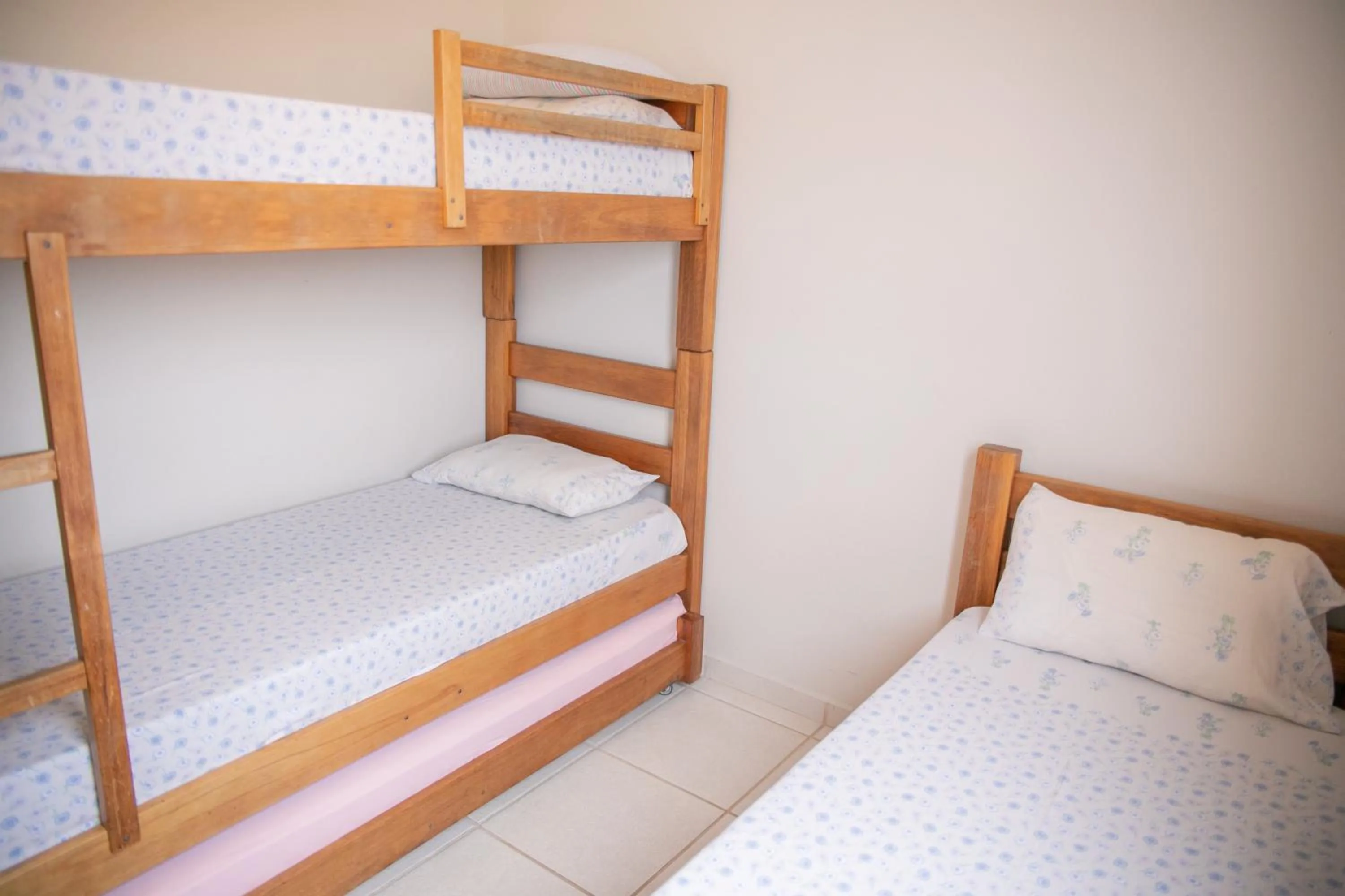 bunk bed, Bed in Paramar Praia Grande