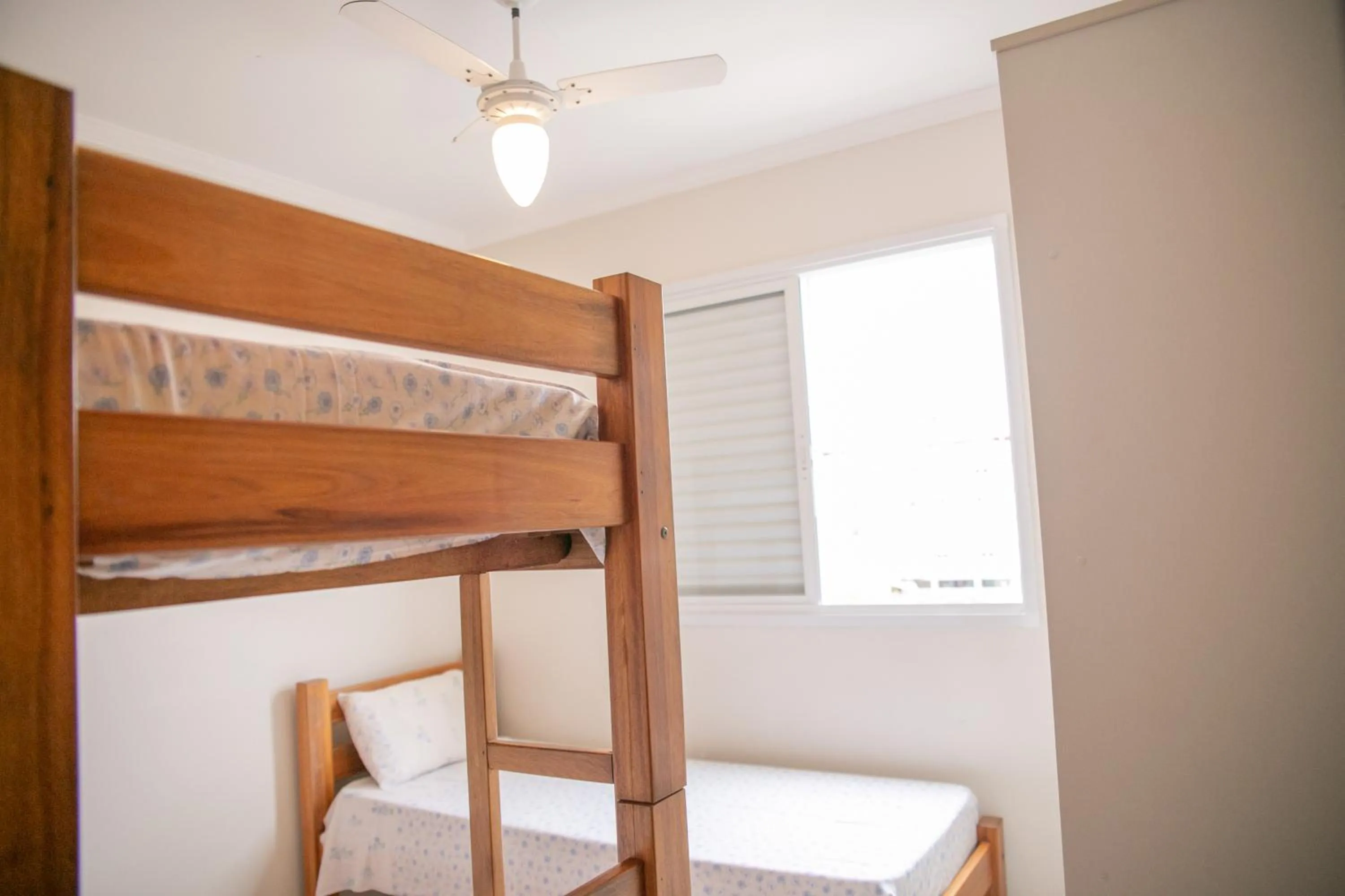 bunk bed, Bed in Paramar Praia Grande