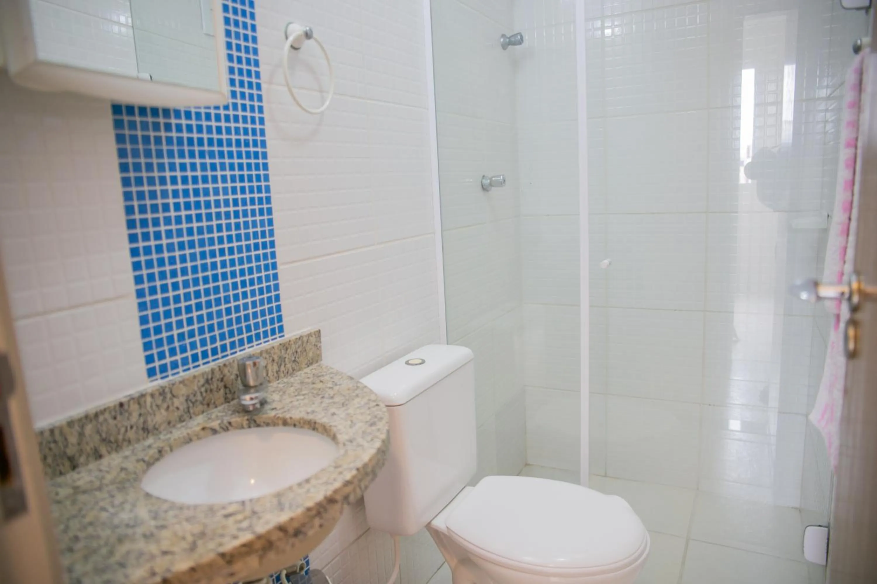 Bathroom in Paramar Praia Grande